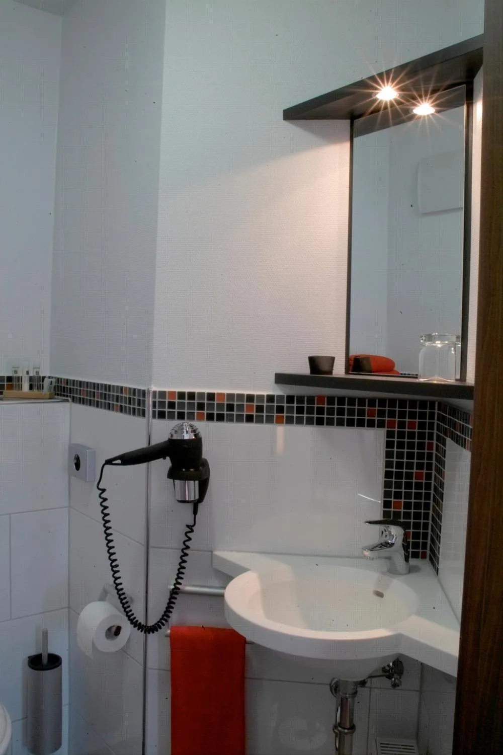 Bathroom in HIB Hotel in Baesweiler