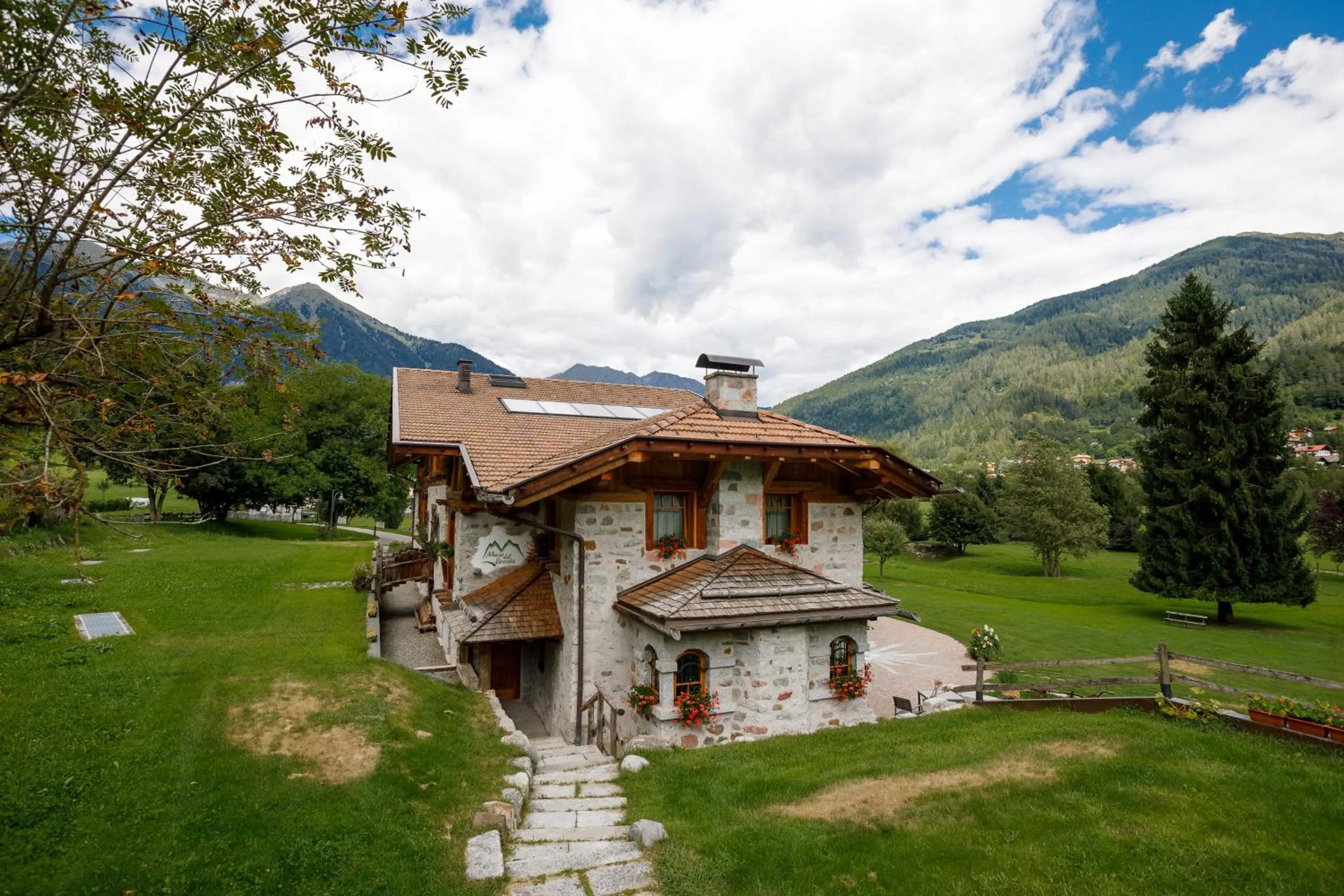 Property building in Hotel Maso del Brenta