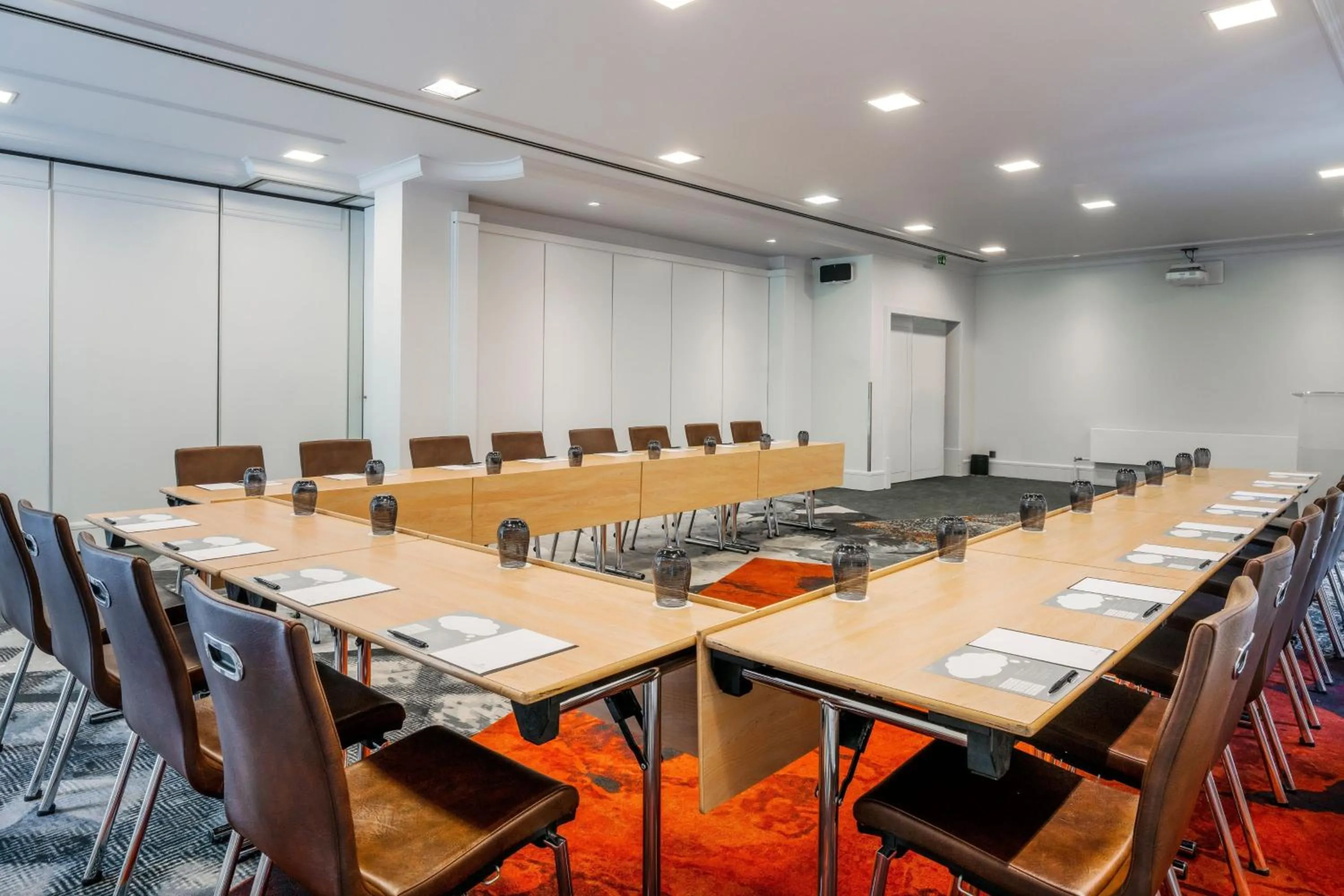 Meeting/conference room in Marriott Executive Apartments Brussels