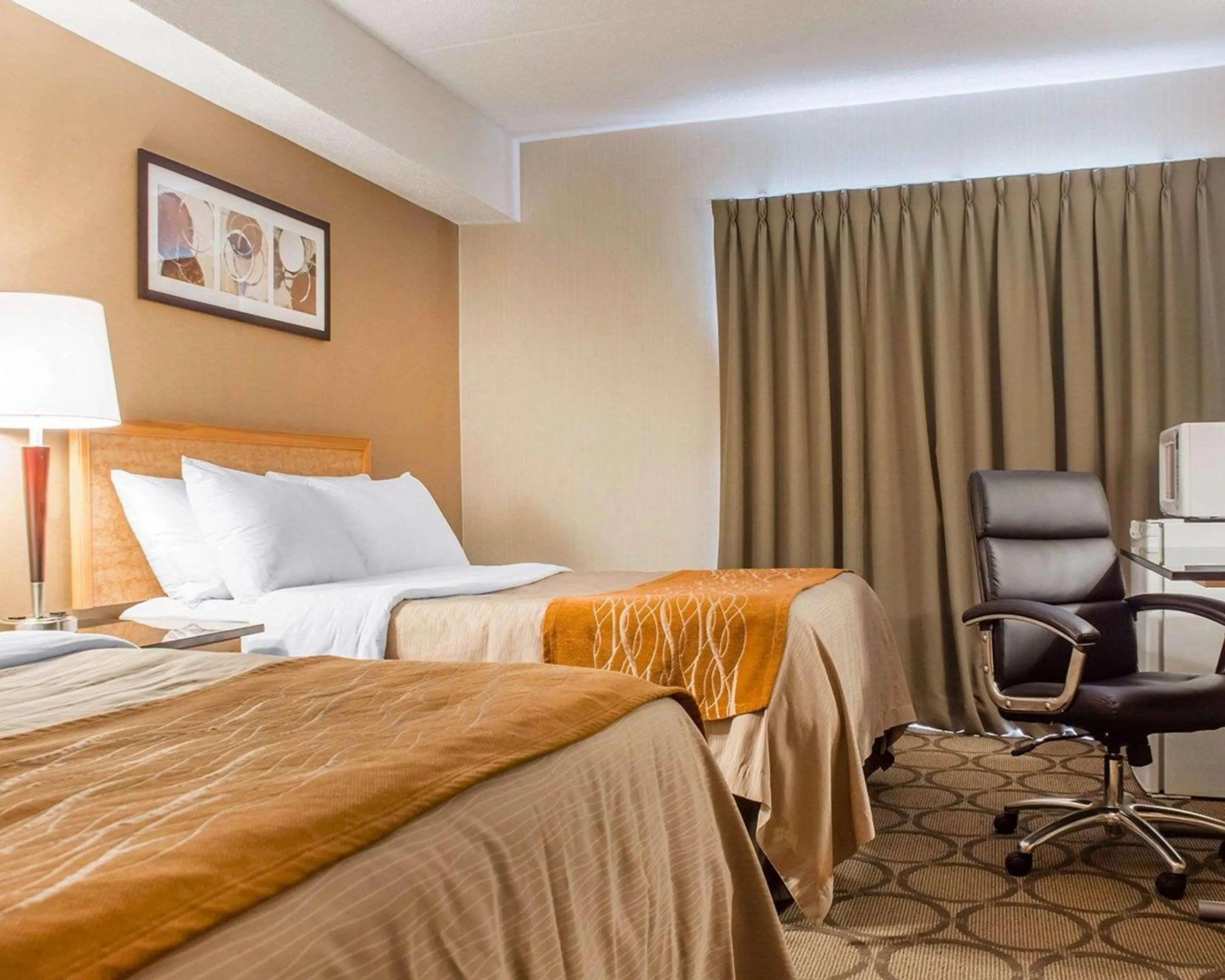 Photo of the whole room, Bed in Comfort Inn