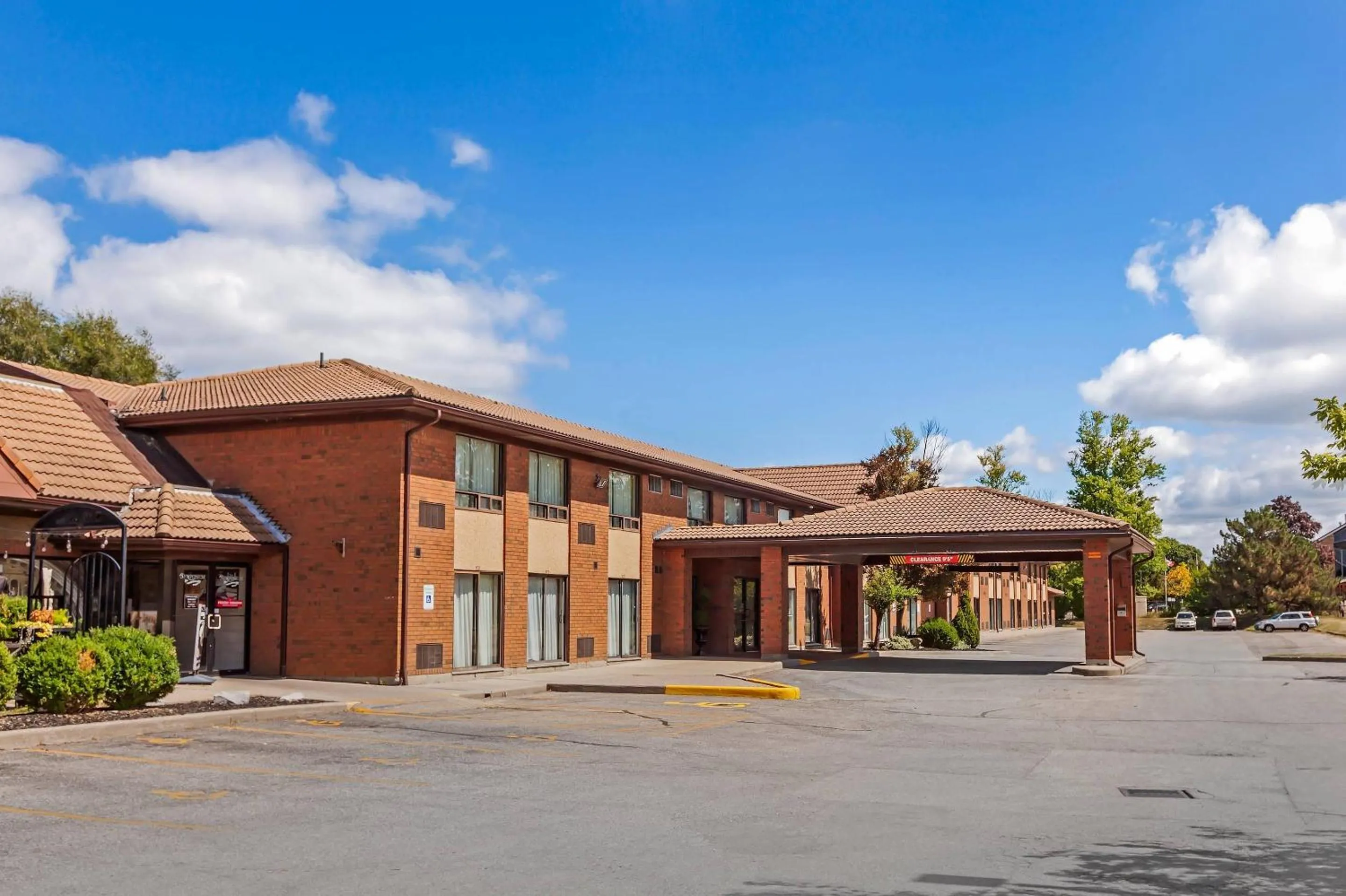 Property building in Comfort Inn