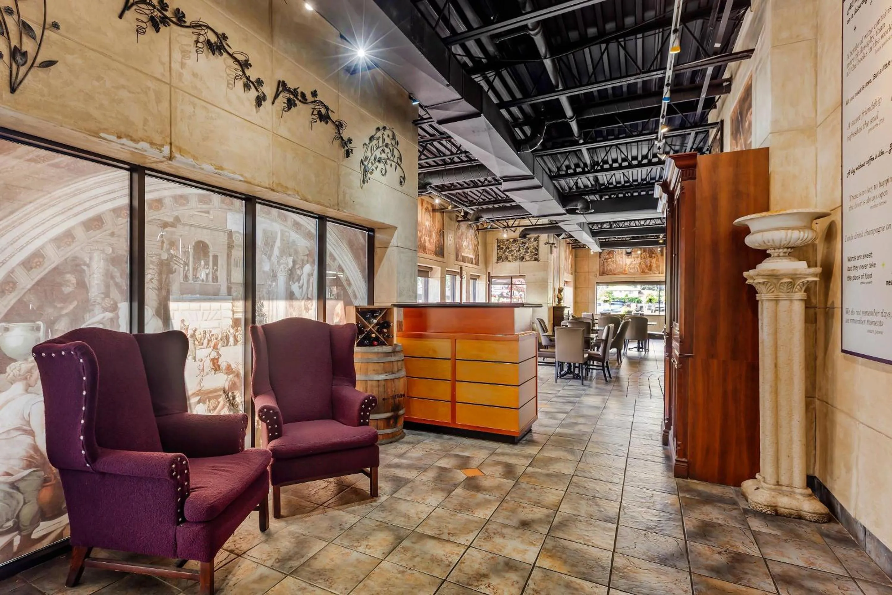 Restaurant/places to eat in Comfort Inn