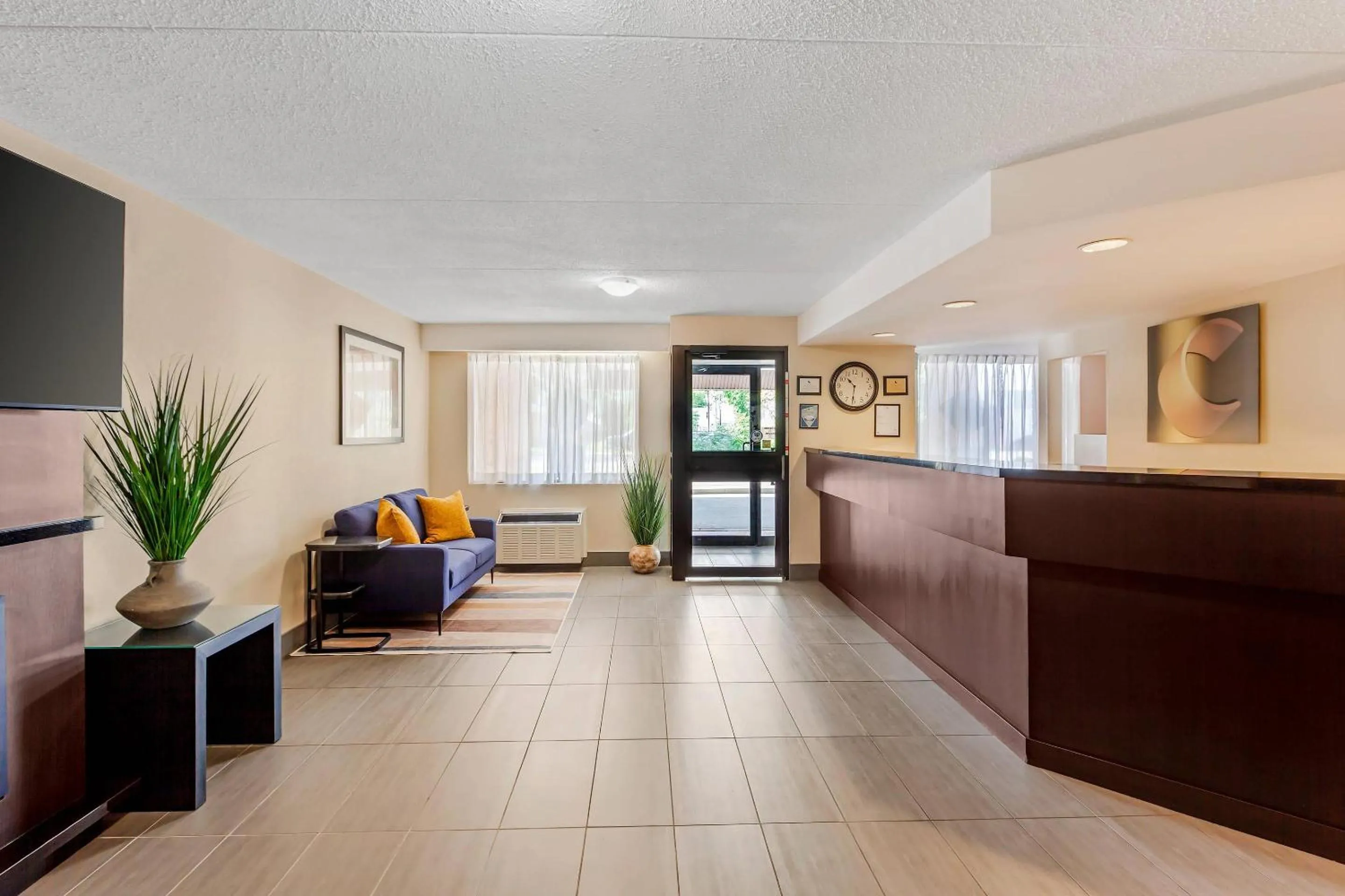Lobby or reception in Comfort Inn