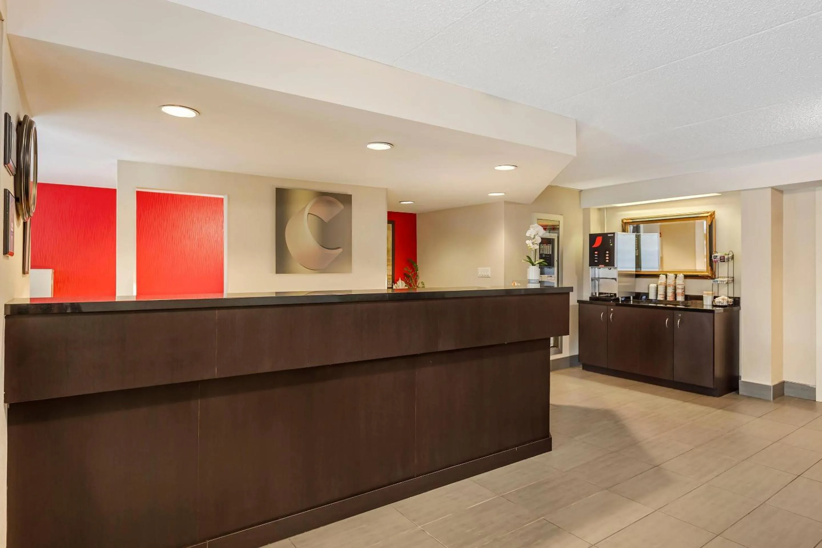 Lobby or reception in Comfort Inn