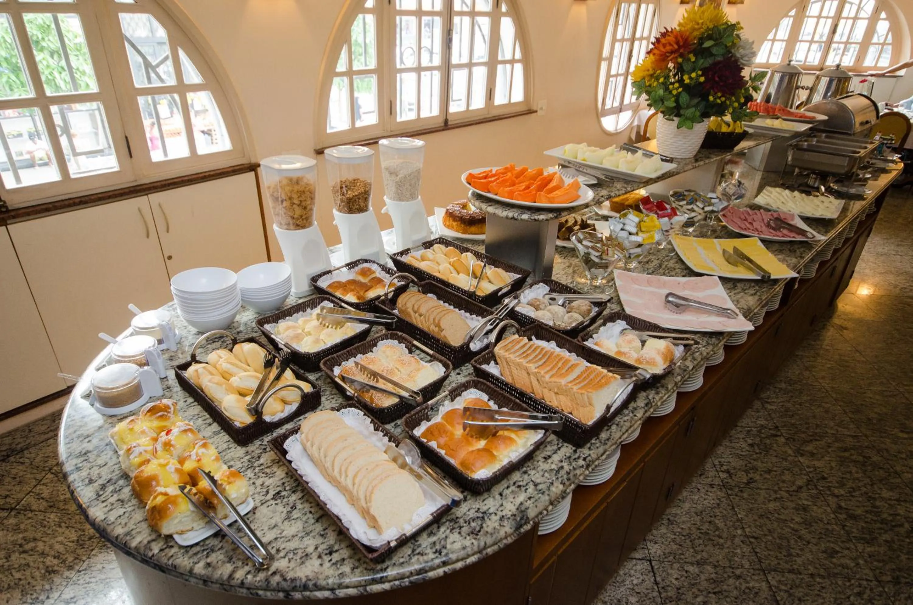 Food and drinks in Hotel Monte Alegre