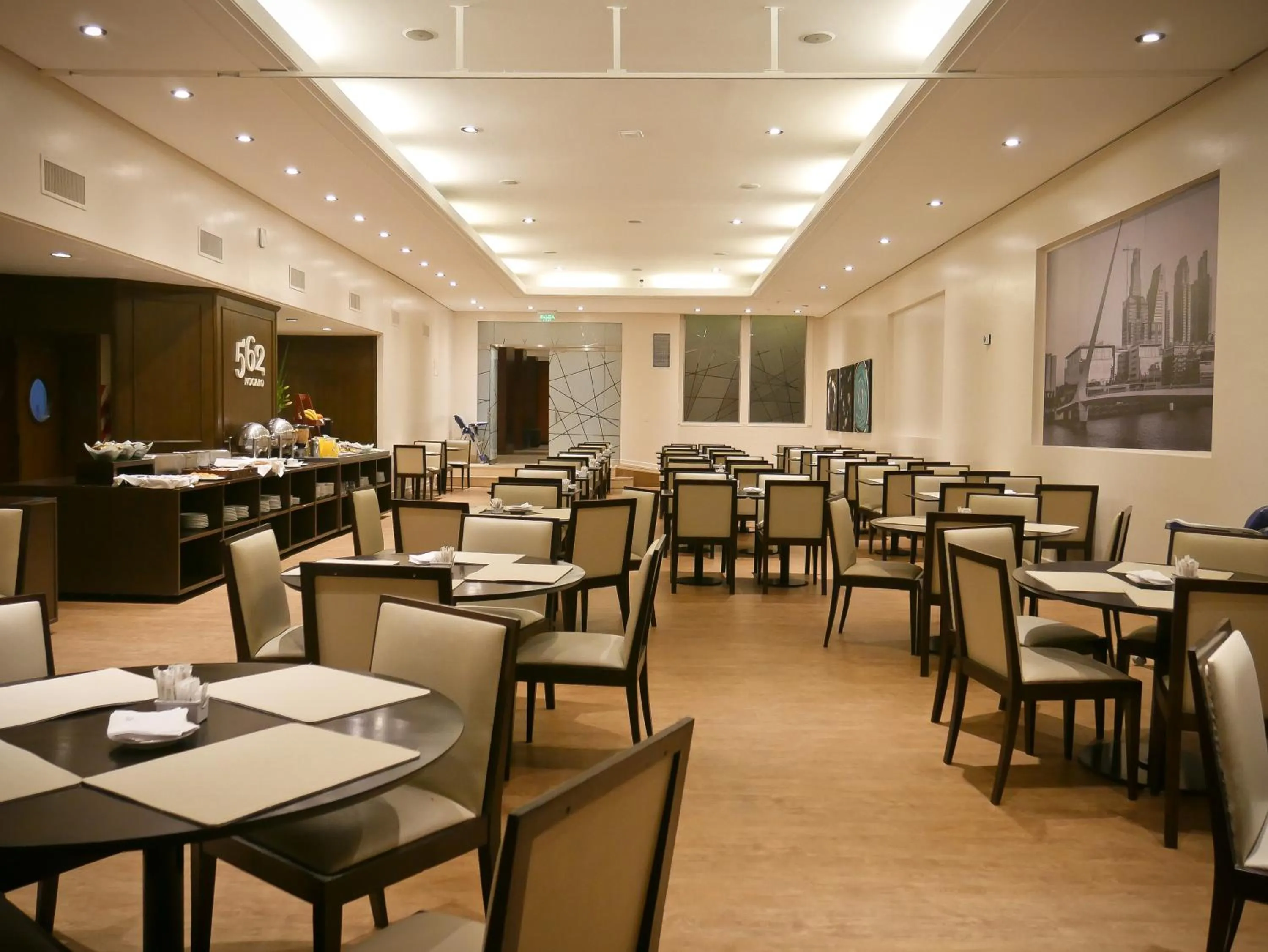 Continental breakfast in 562 Nogaro