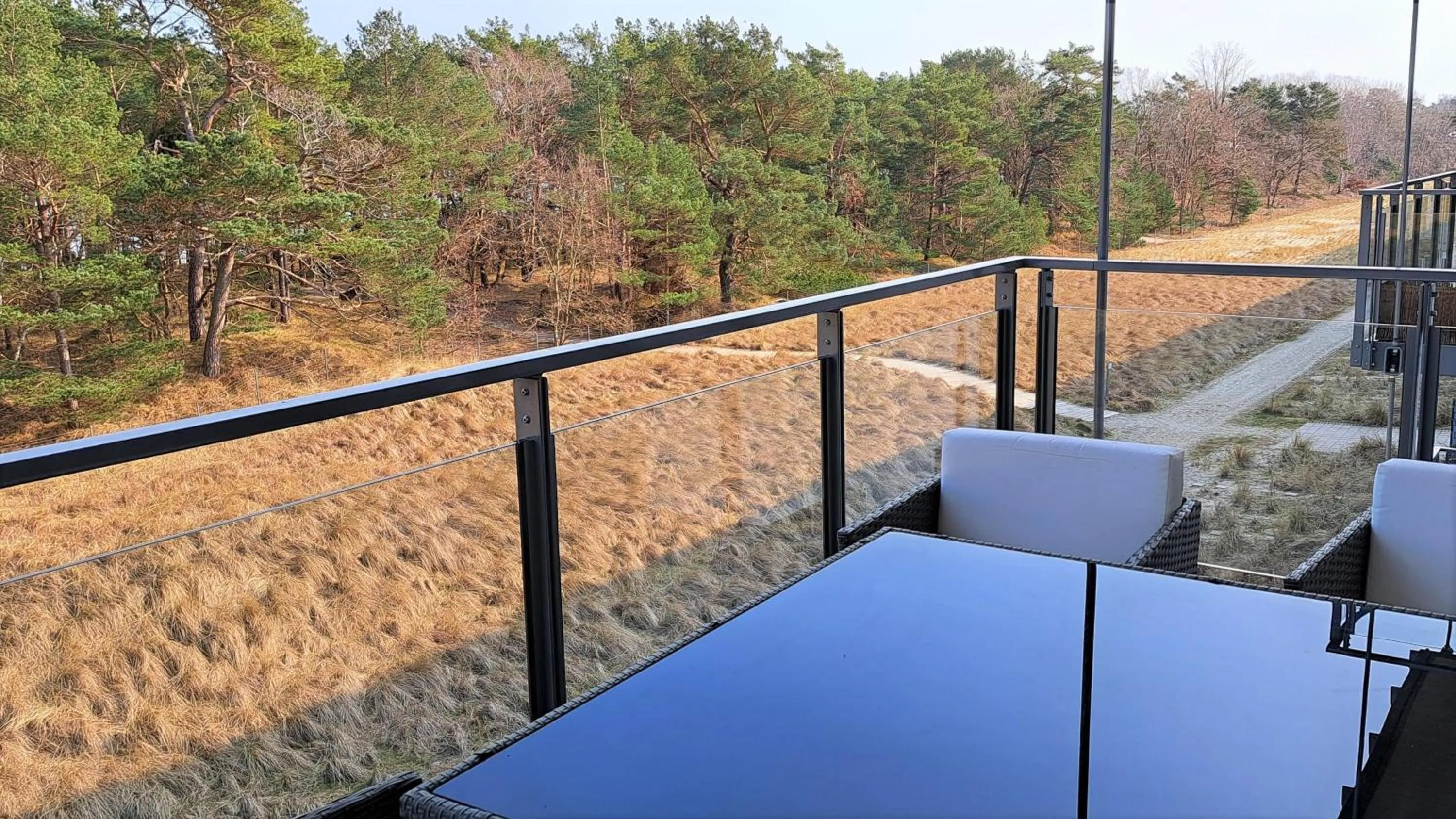 Prora - Modernes Meerblick Apartment mit Balkon und E-Ladestation - Ambiente