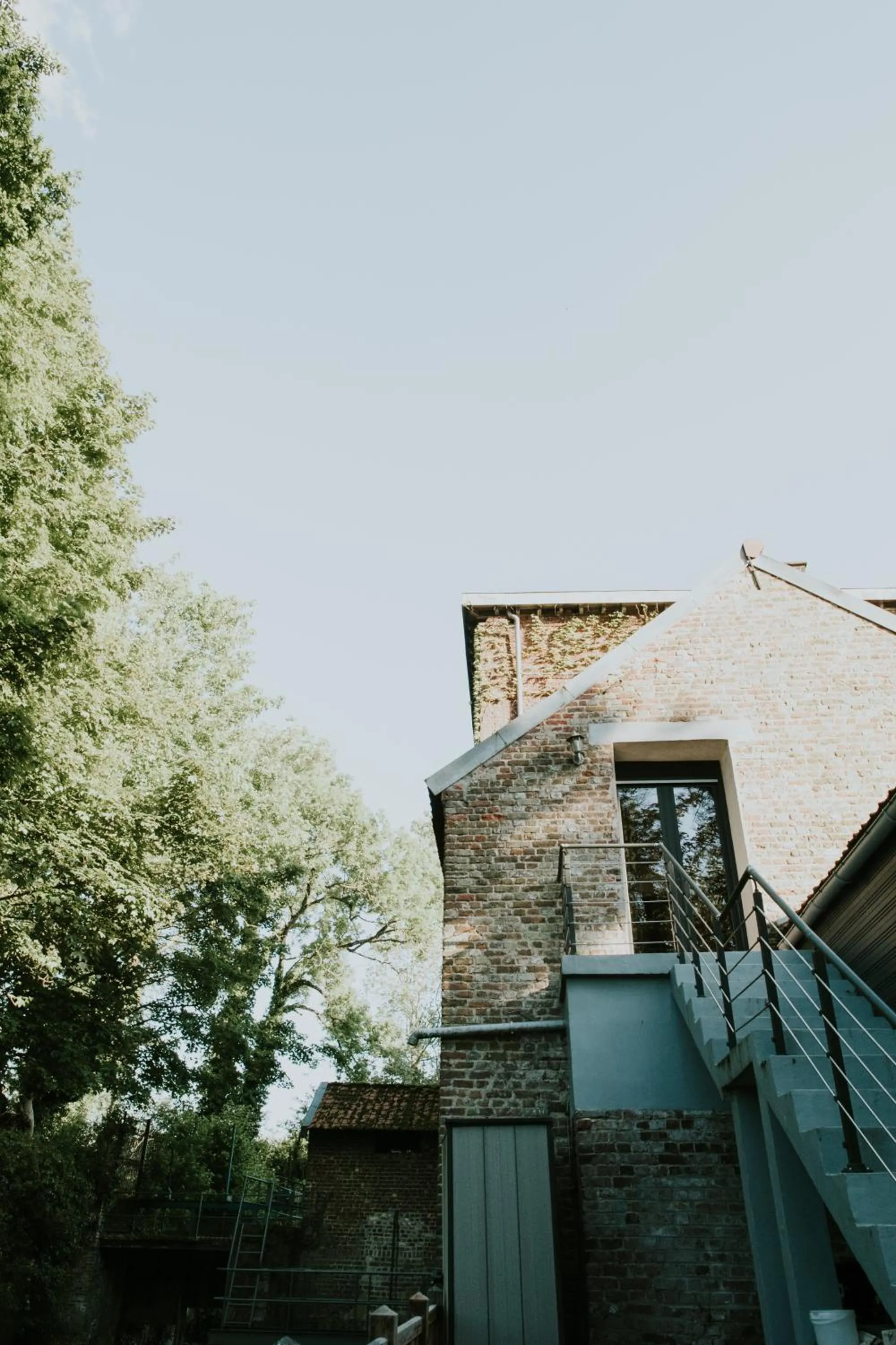 Property building in LOGIS HÔTEL-RESTAURANT - Le Moulin d'Artres