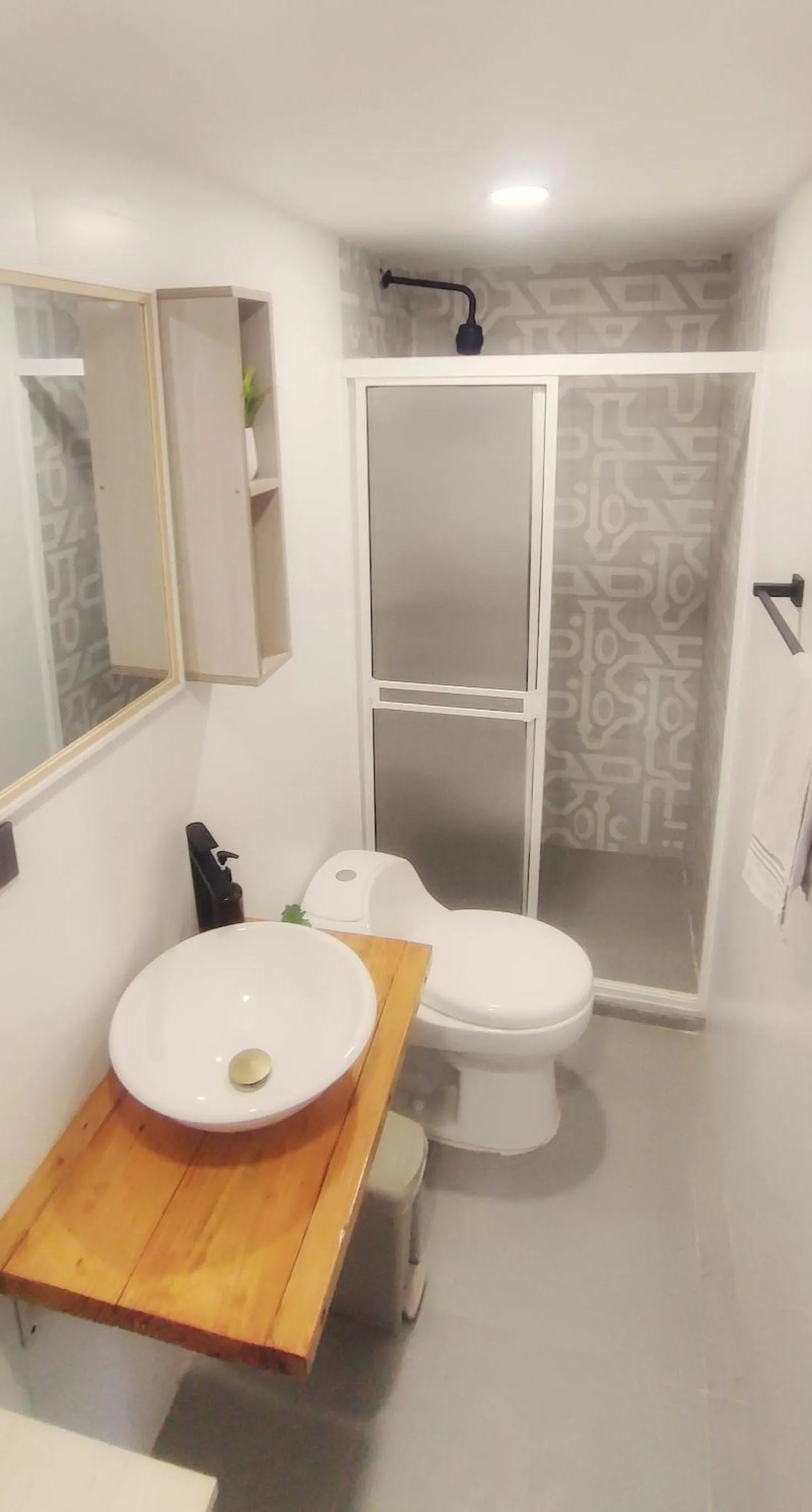 Shower in Cabañas Green Yard