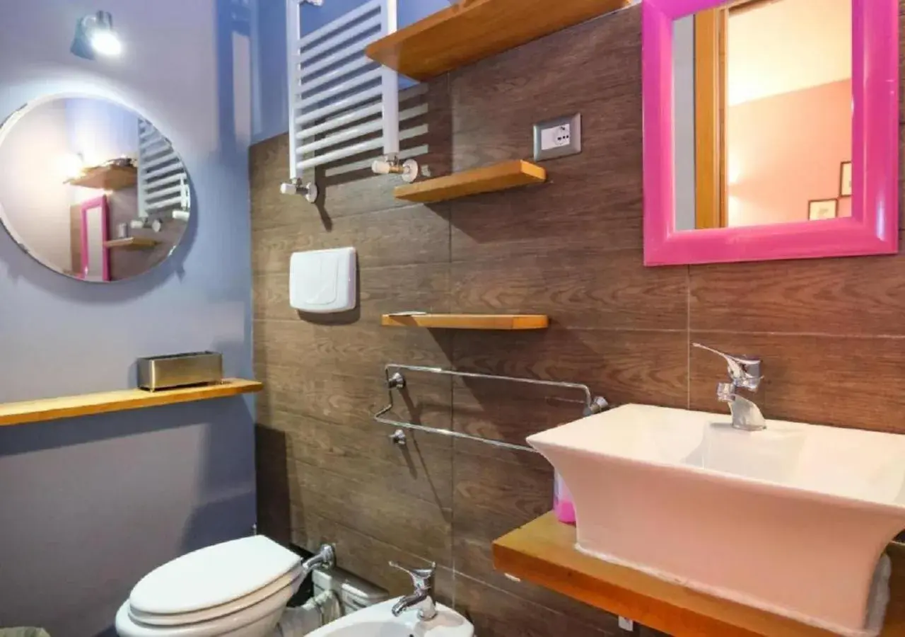 Shower in Aida Charming Rooms Shower in Aida Charming Rooms