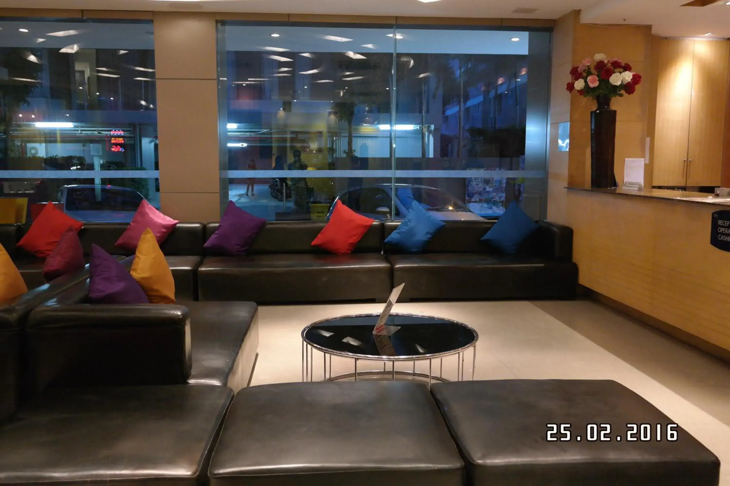 Lobby or reception in Pattaya Loft Lobby or reception in Pattaya Loft