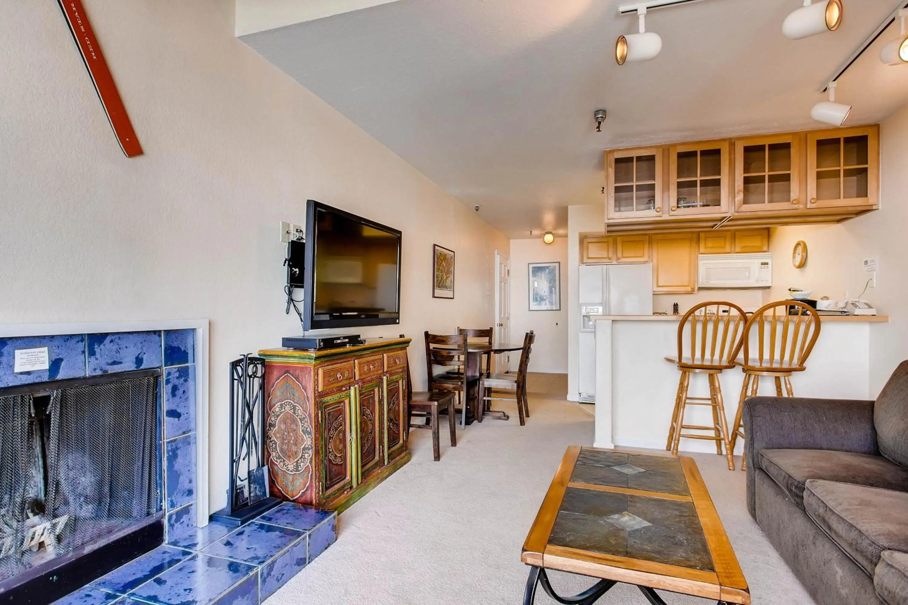 Axtel 1 Br Loft AX410