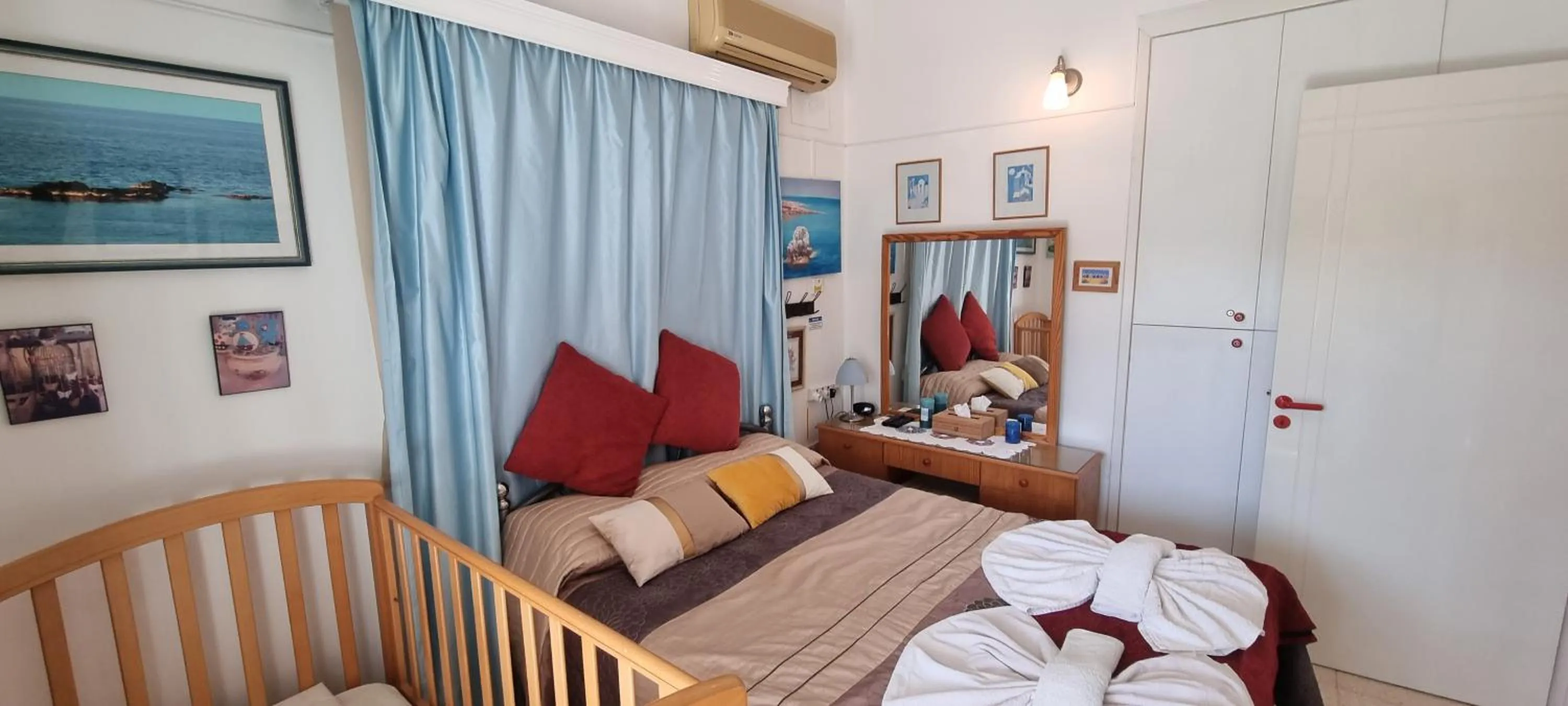 Bed in Astrofegia Apartments Near The Sea