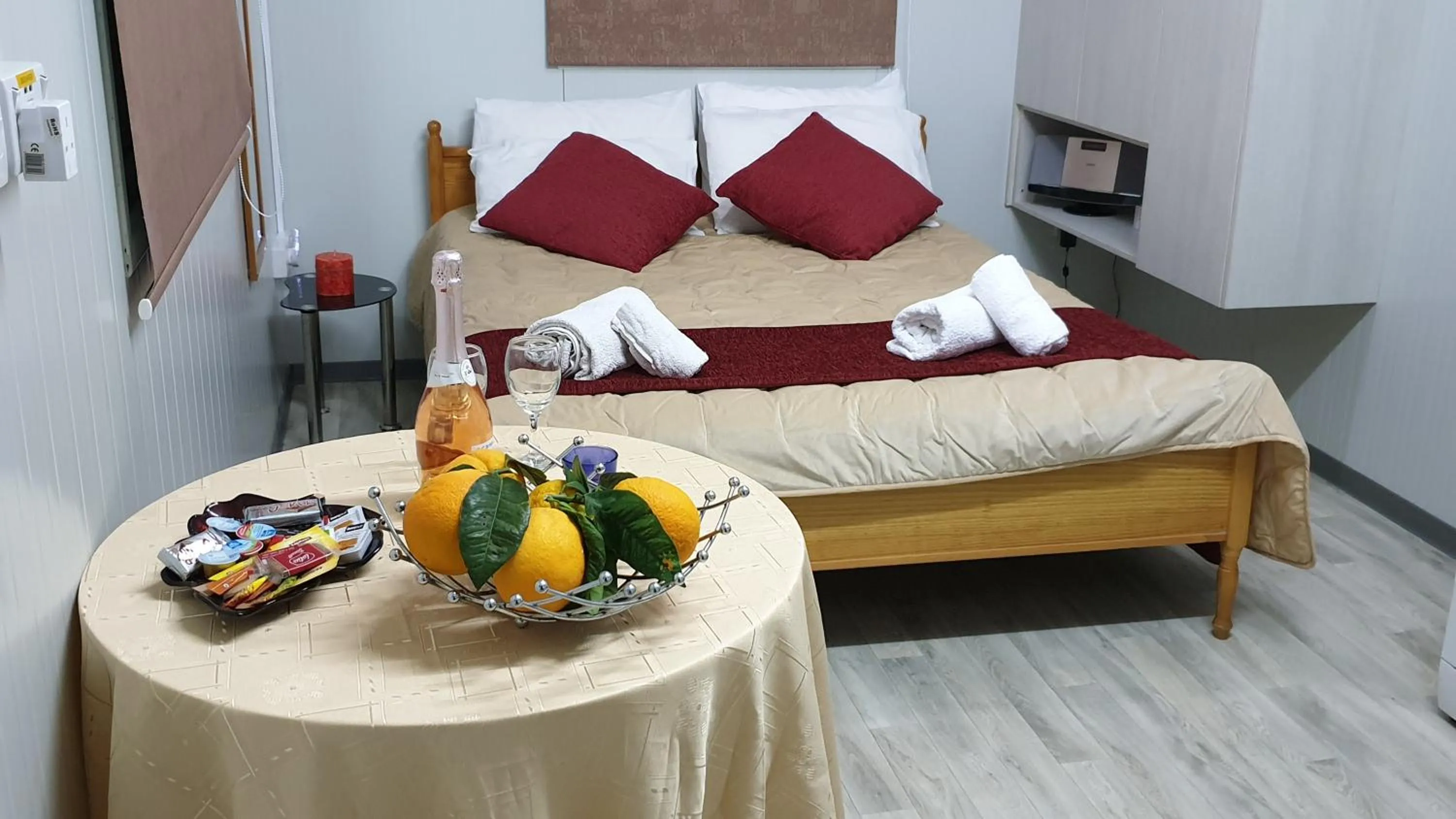 Dining area, Bed in Astrofegia Apartments Near The Sea