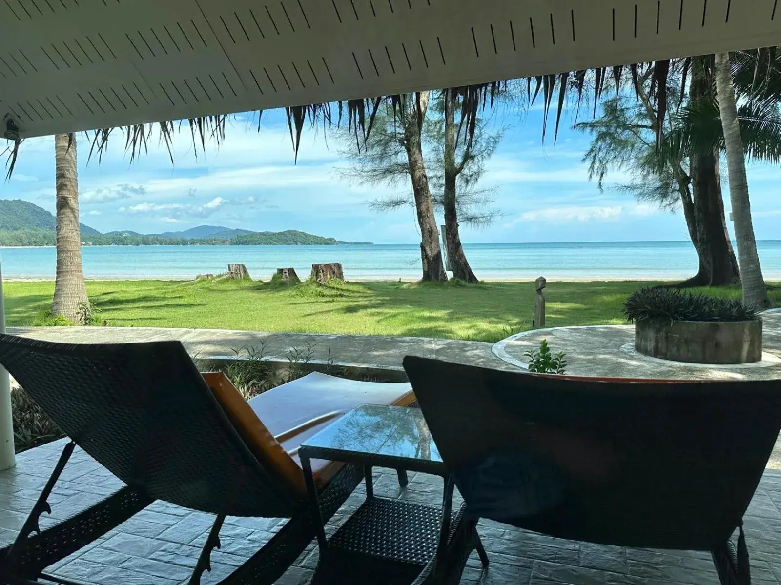 Sea view in Twin Bay Resort Koh Lanta Sea view in Twin Bay Resort Koh Lanta