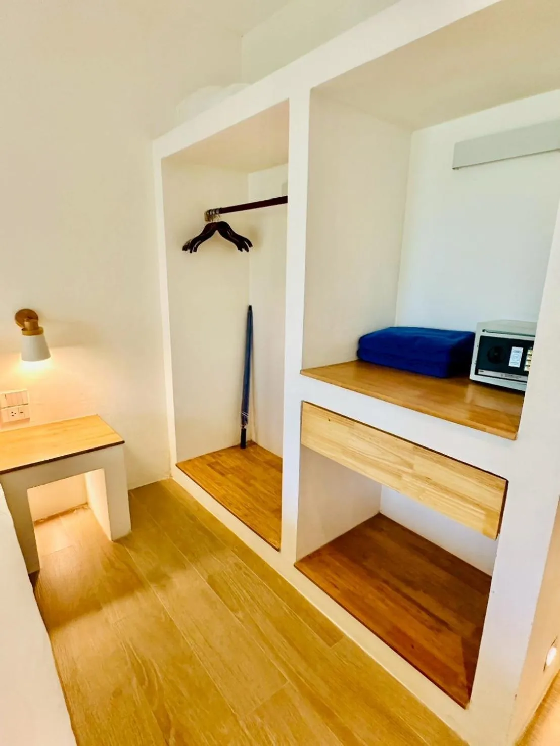 Property building, Bed in Twin Bay Resort Koh Lanta