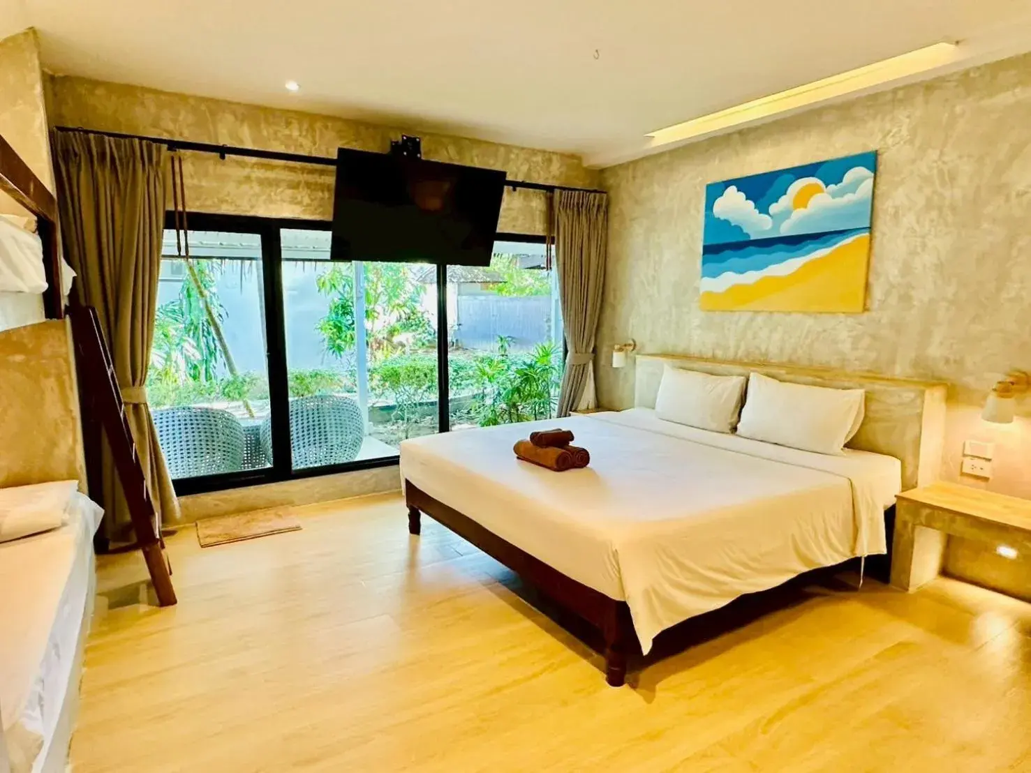 Bedroom, Bed in Twin Bay Resort Koh Lanta Bedroom, Bed in Twin Bay Resort Koh Lanta