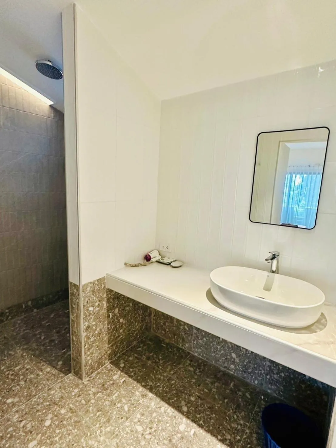 Bathroom in Twin Bay Resort Koh Lanta