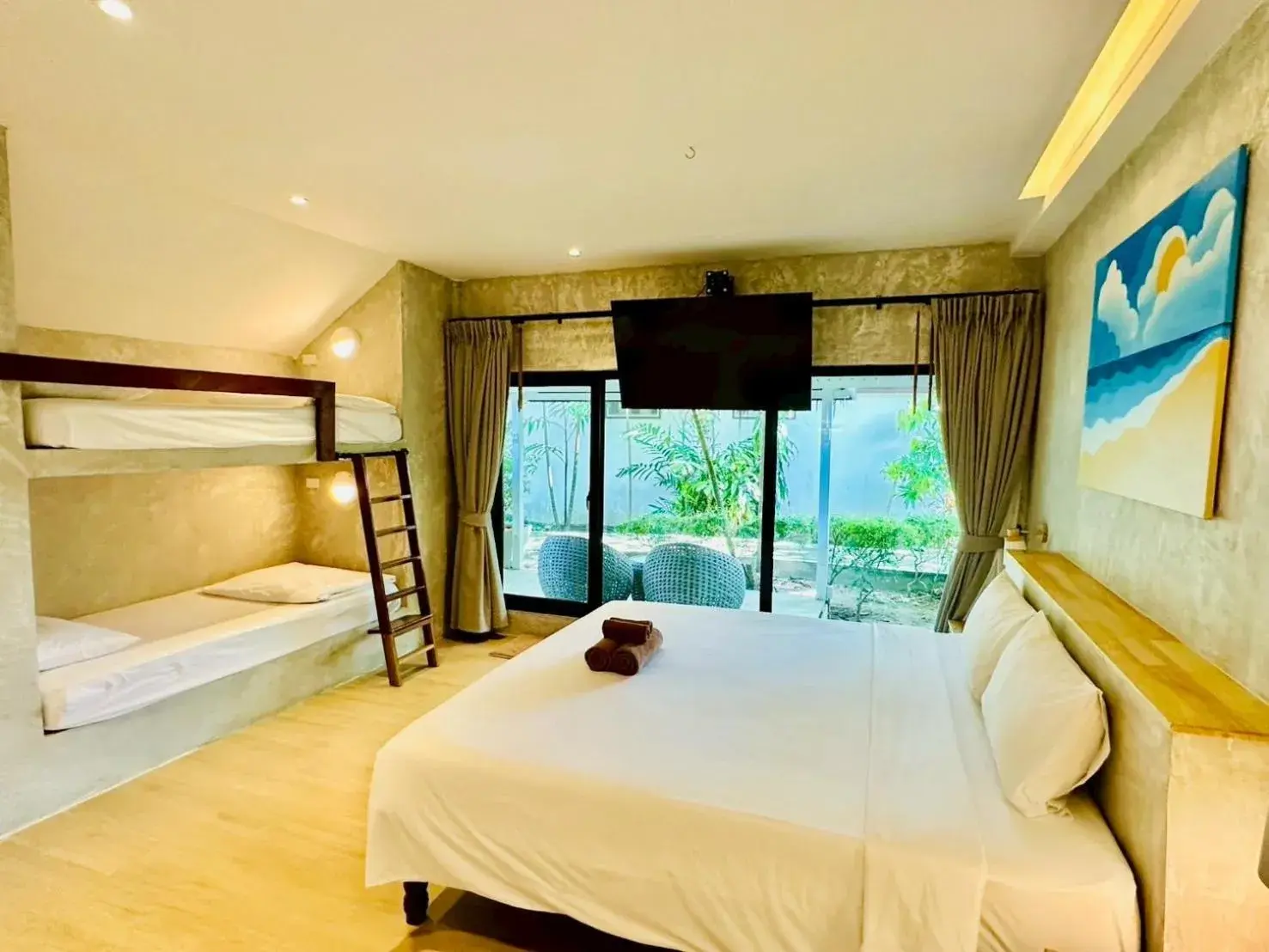 Bed in Twin Bay Resort Koh Lanta Bed in Twin Bay Resort Koh Lanta