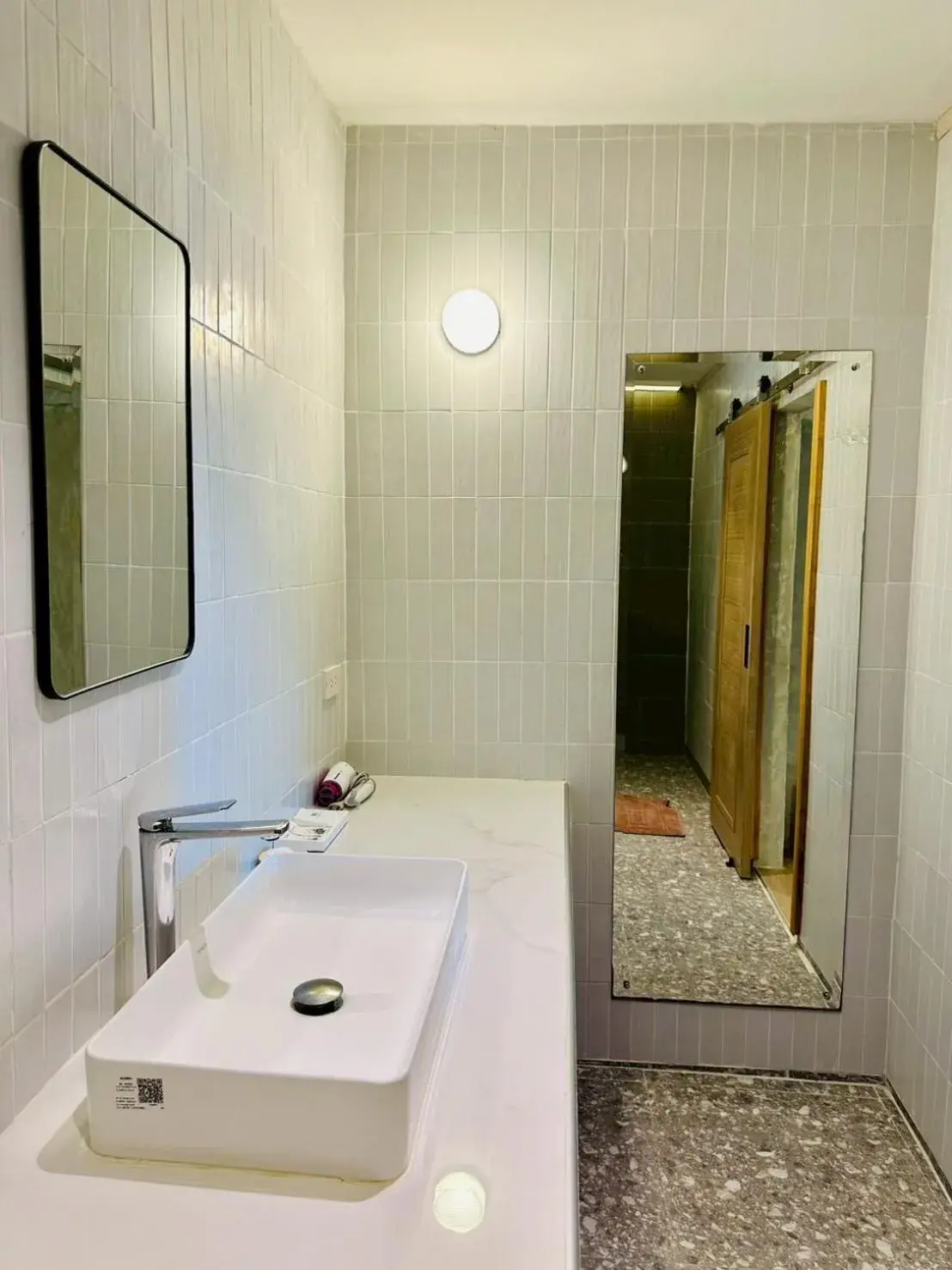 Bathroom in Twin Bay Resort Koh Lanta Bathroom in Twin Bay Resort Koh Lanta