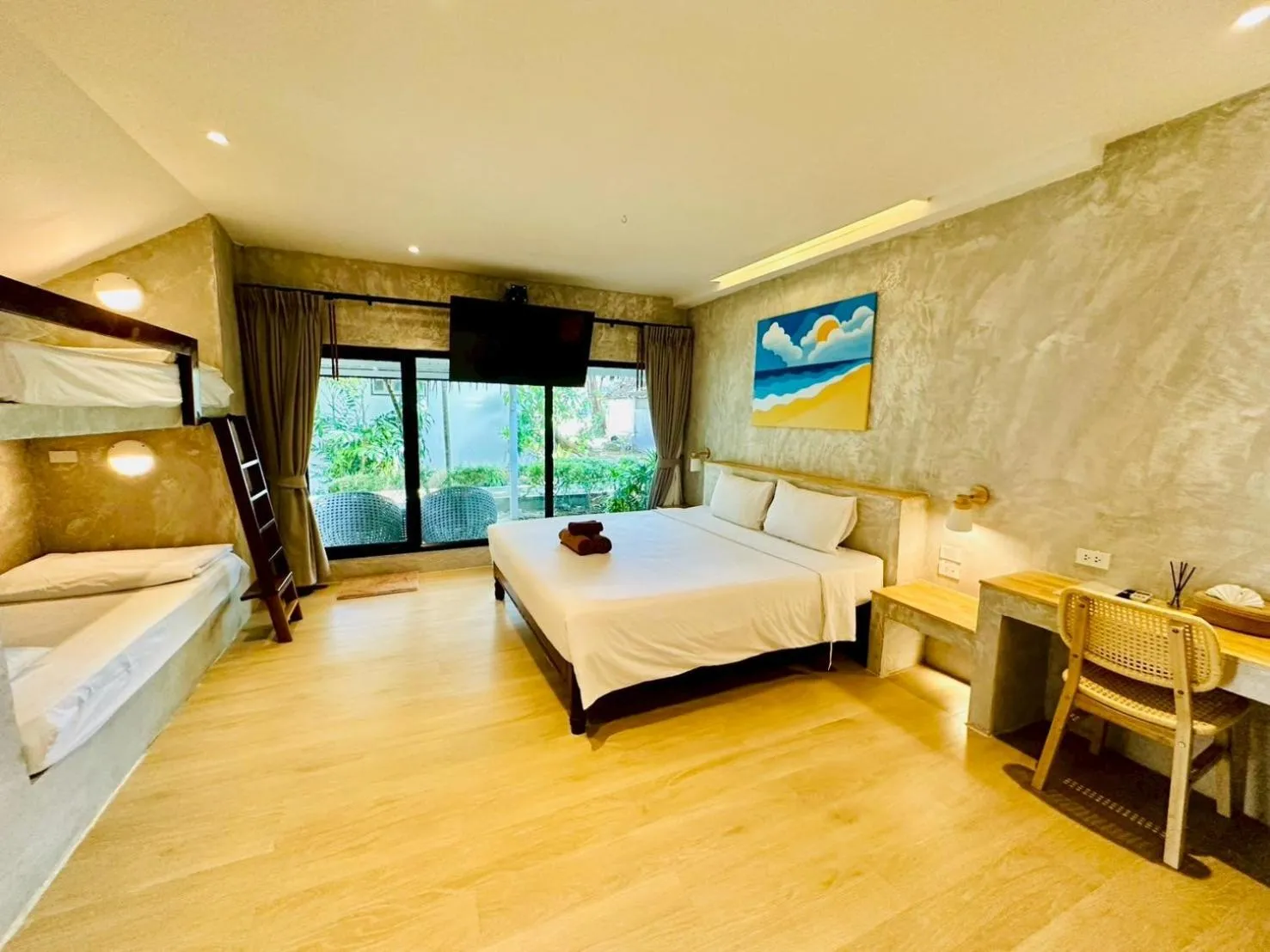 Bedroom, Bed in Twin Bay Resort Koh Lanta