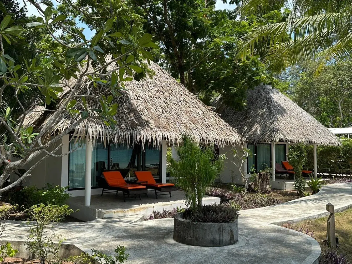 Property building in Twin Bay Resort Koh Lanta Property building in Twin Bay Resort Koh Lanta