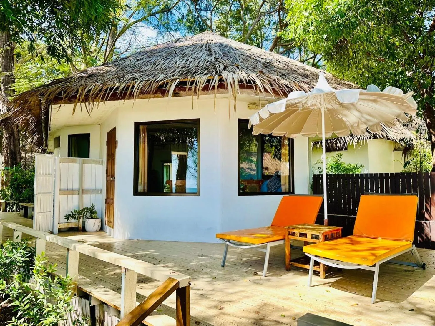 Balcony/Terrace in Twin Bay Resort Koh Lanta