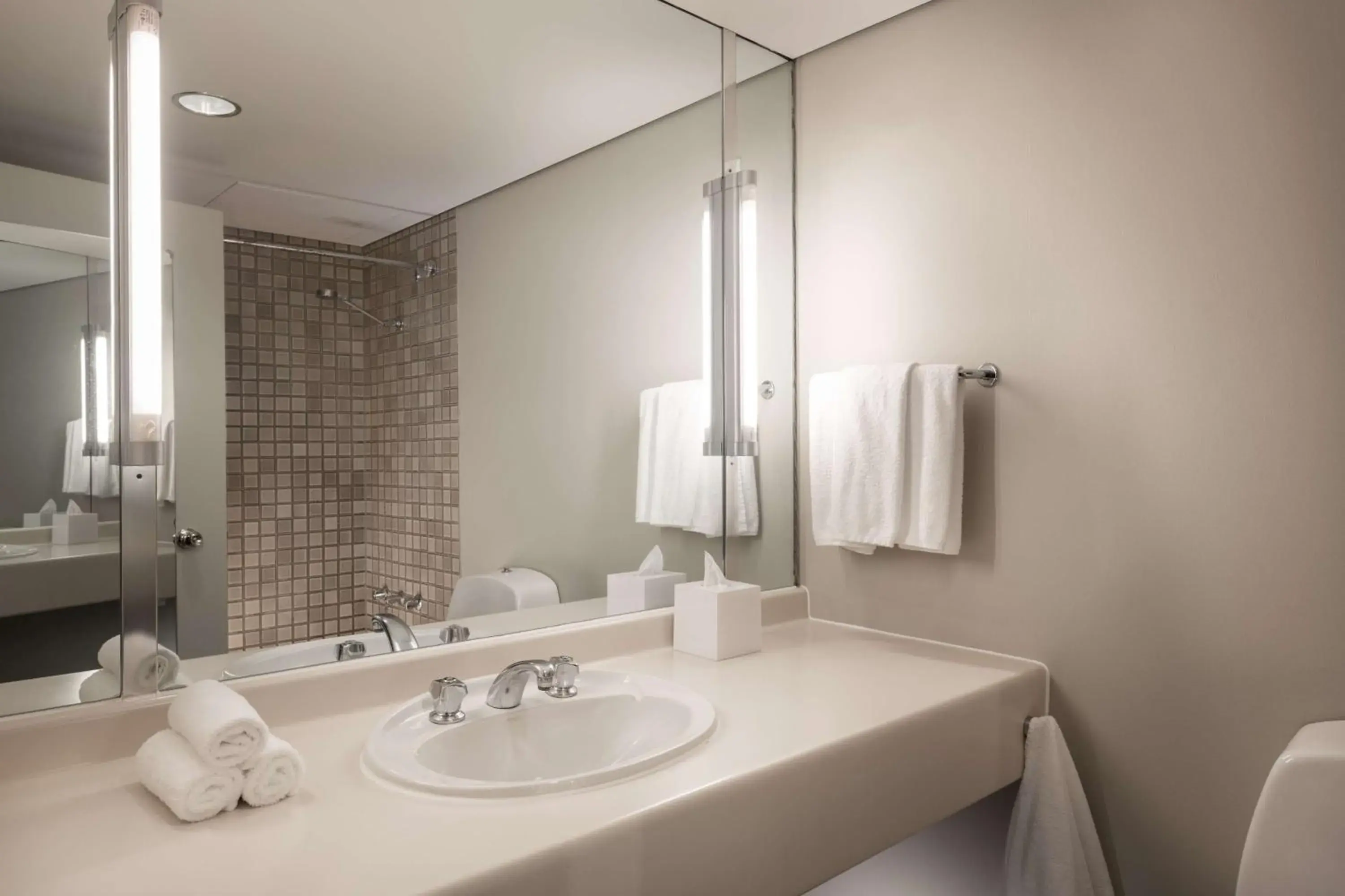 Bathroom in Hilton Adelaide Bathroom in Hilton Adelaide