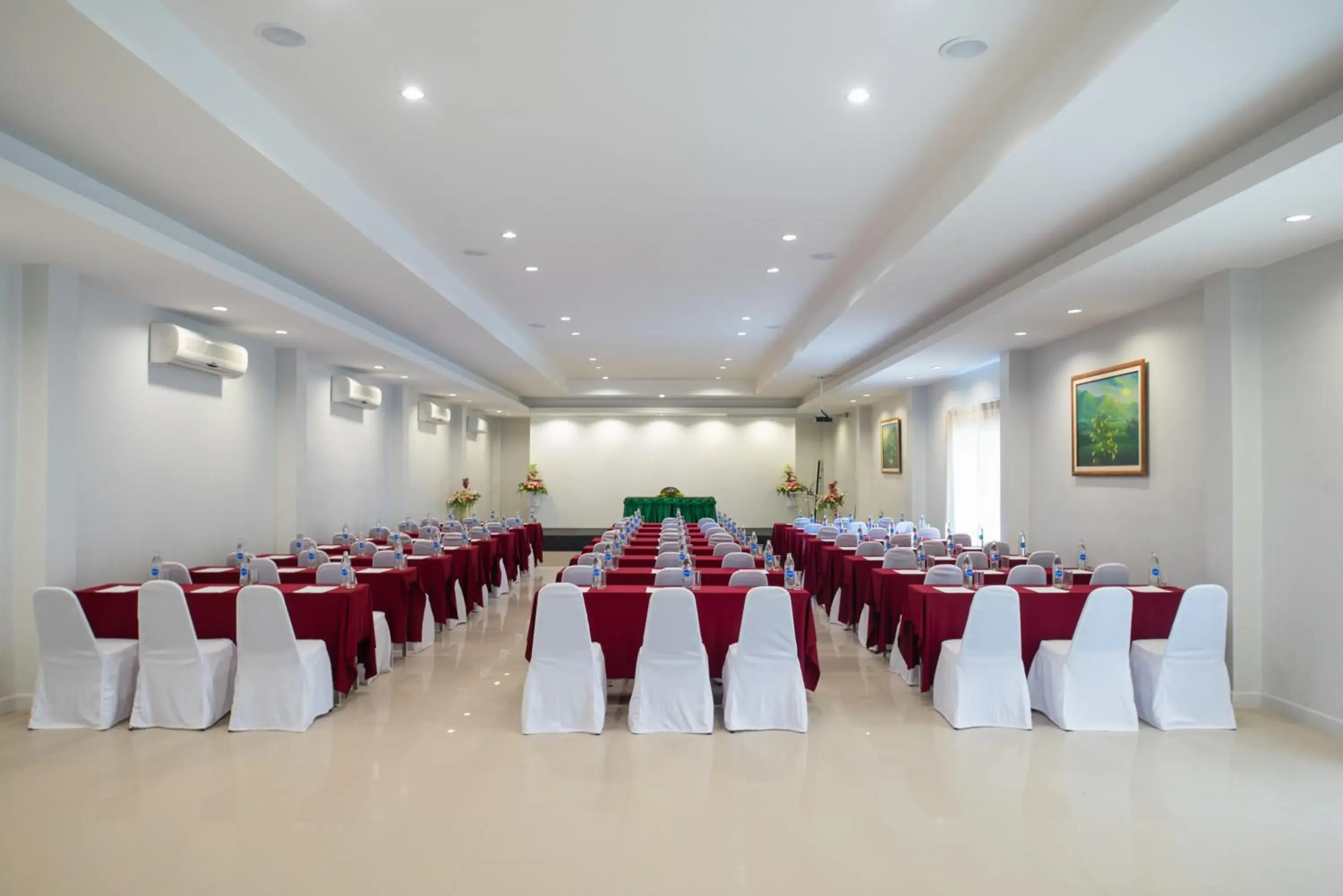 Banquet/Function facilities, Banquet Facilities in Royal Lanta Resort & Spa