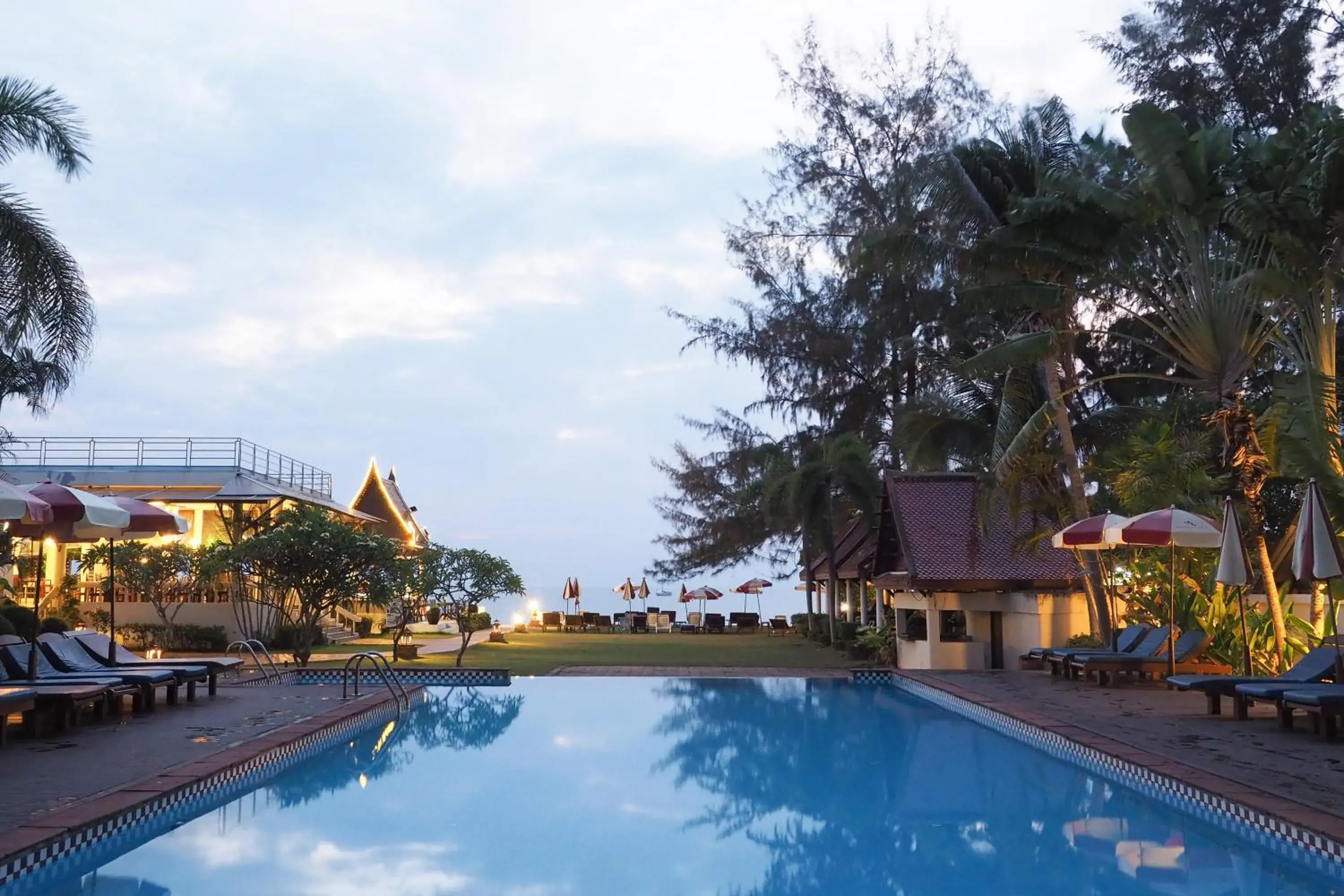 Swimming Pool in Royal Lanta Resort & Spa