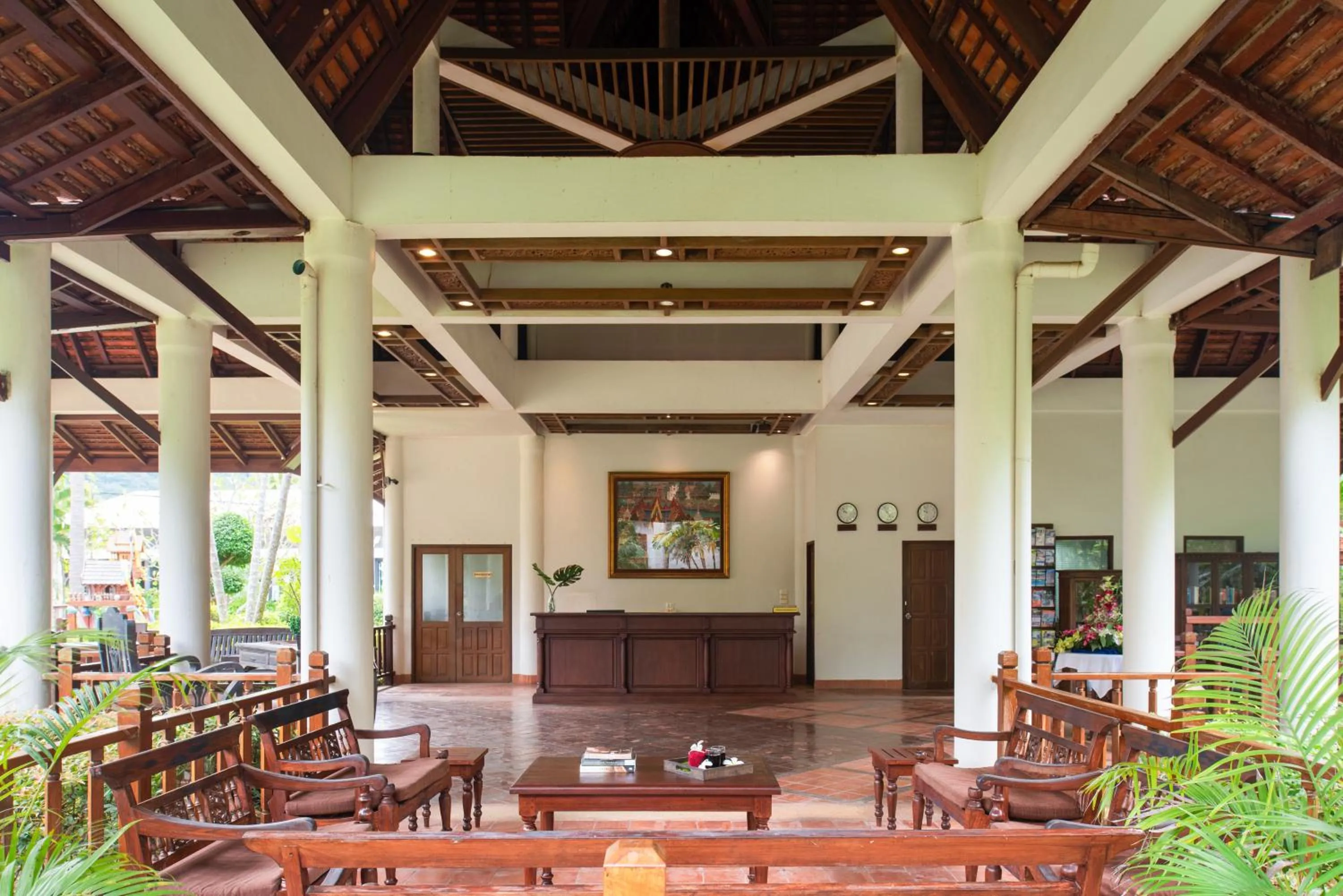 Lobby or reception in Royal Lanta Resort & Spa