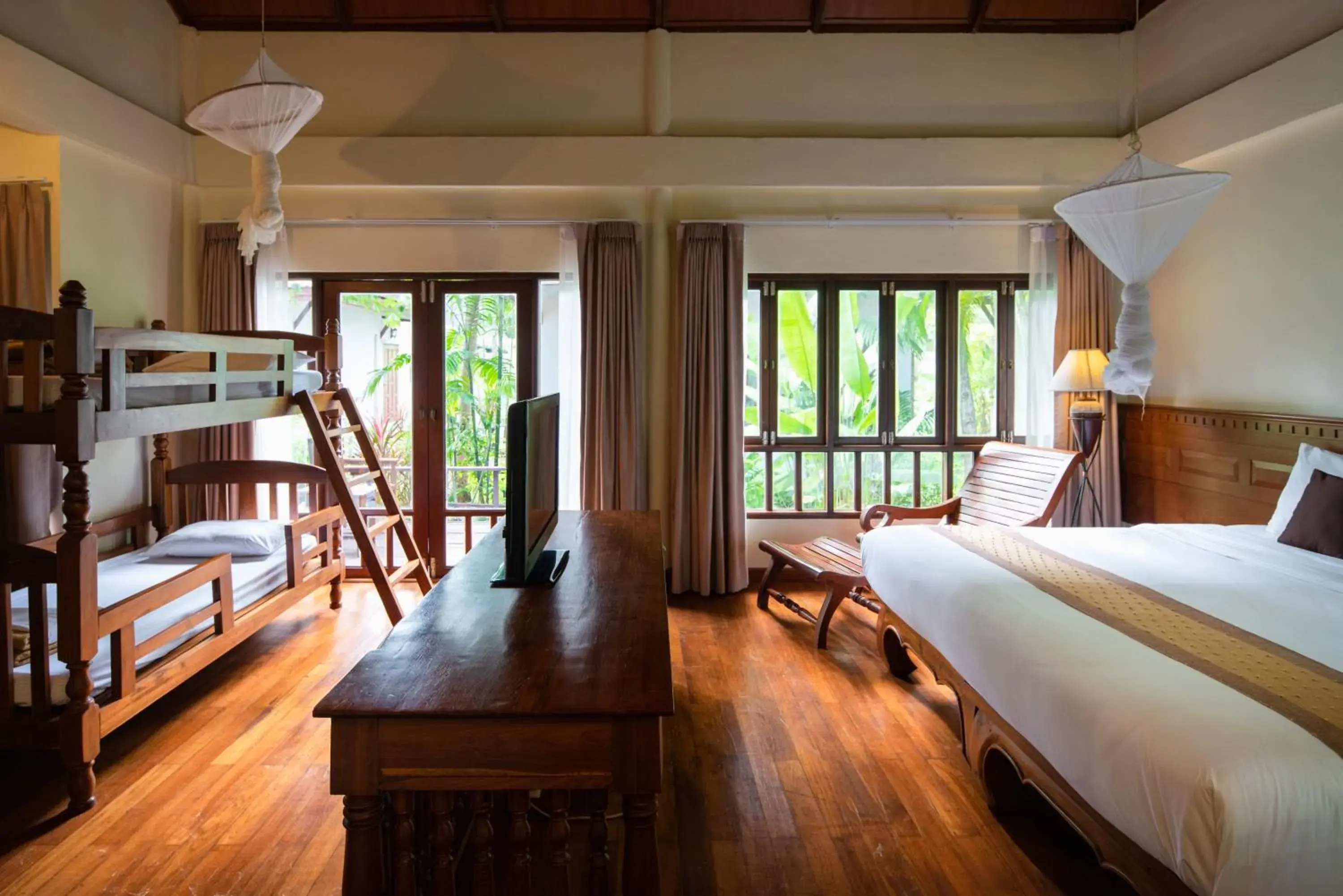 Bed in Royal Lanta Resort & Spa