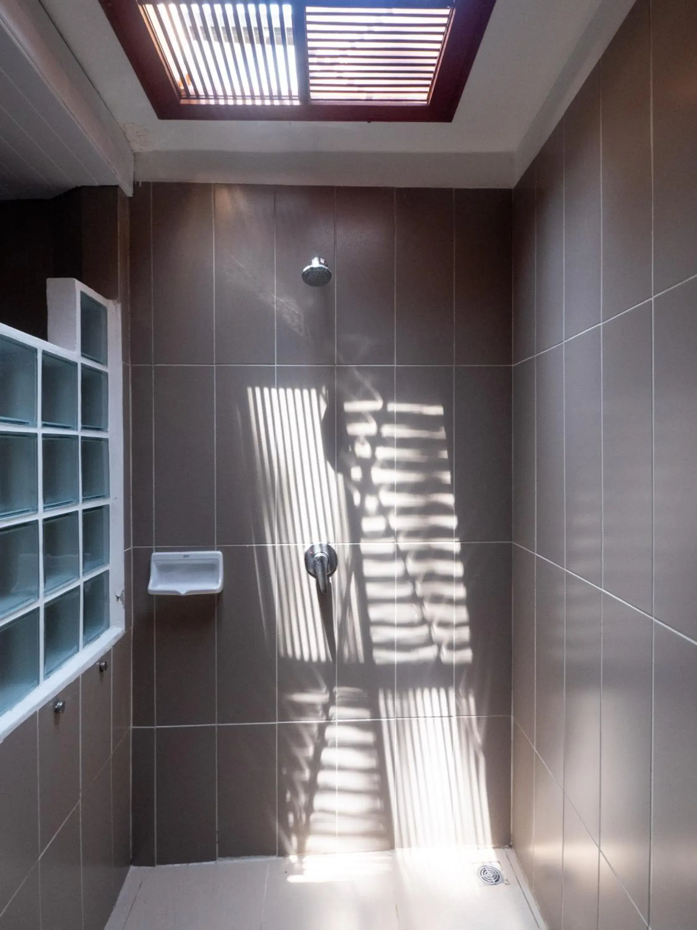 Bathroom in Royal Lanta Resort & Spa