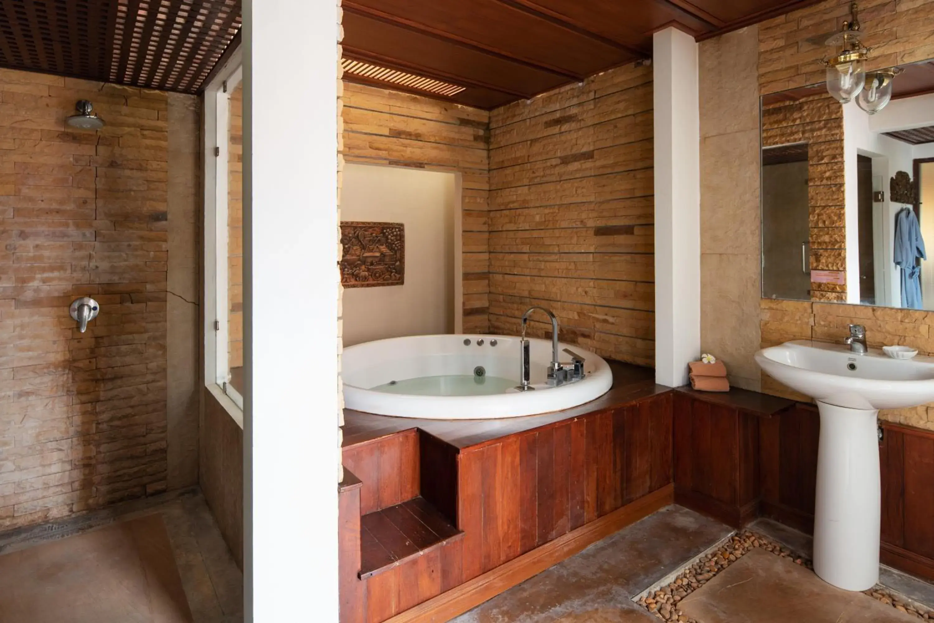 Bathroom in Royal Lanta Resort & Spa