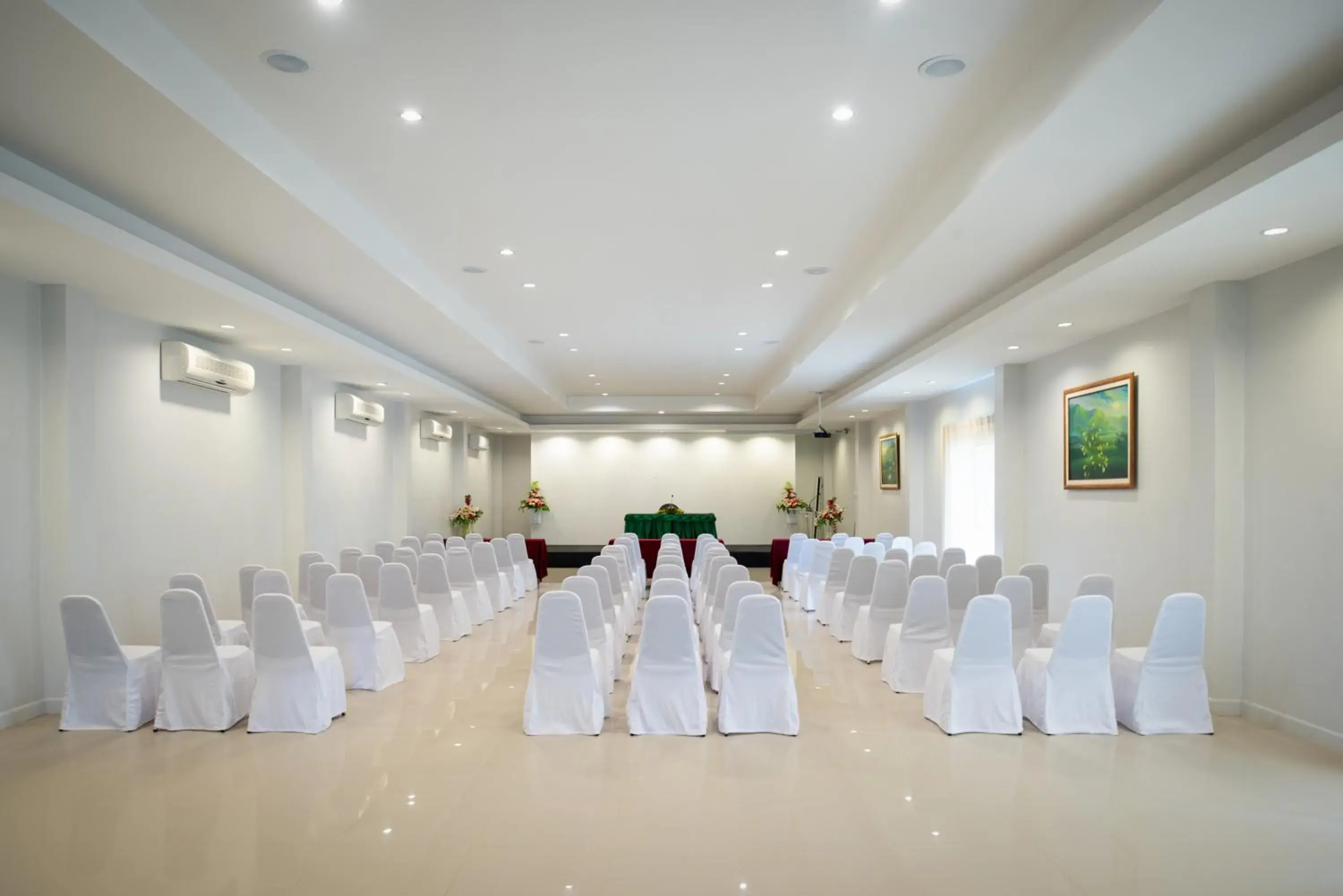 Banquet/Function facilities, Banquet Facilities in Royal Lanta Resort & Spa