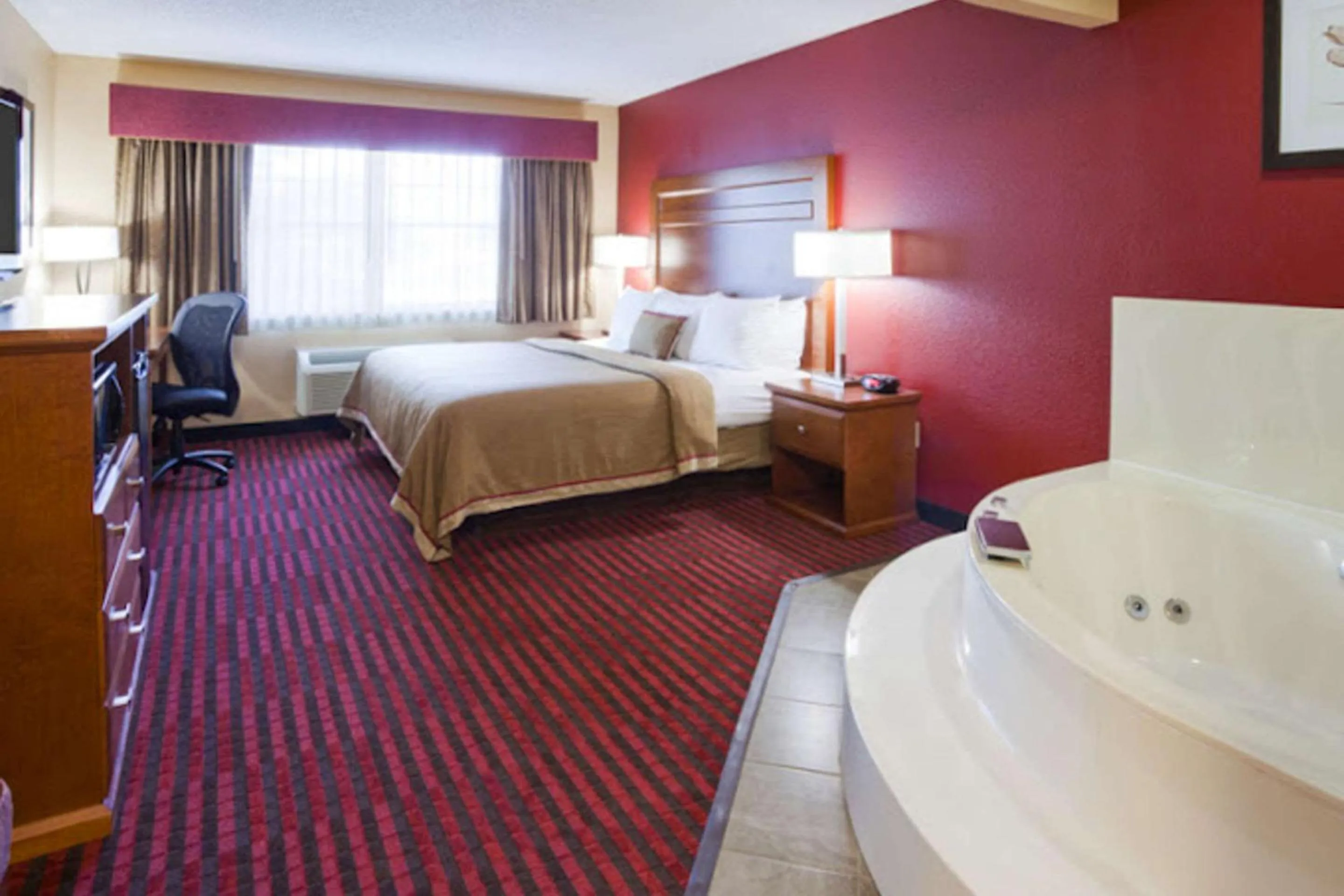 Bedroom, Bed in Quality Inn & Suites