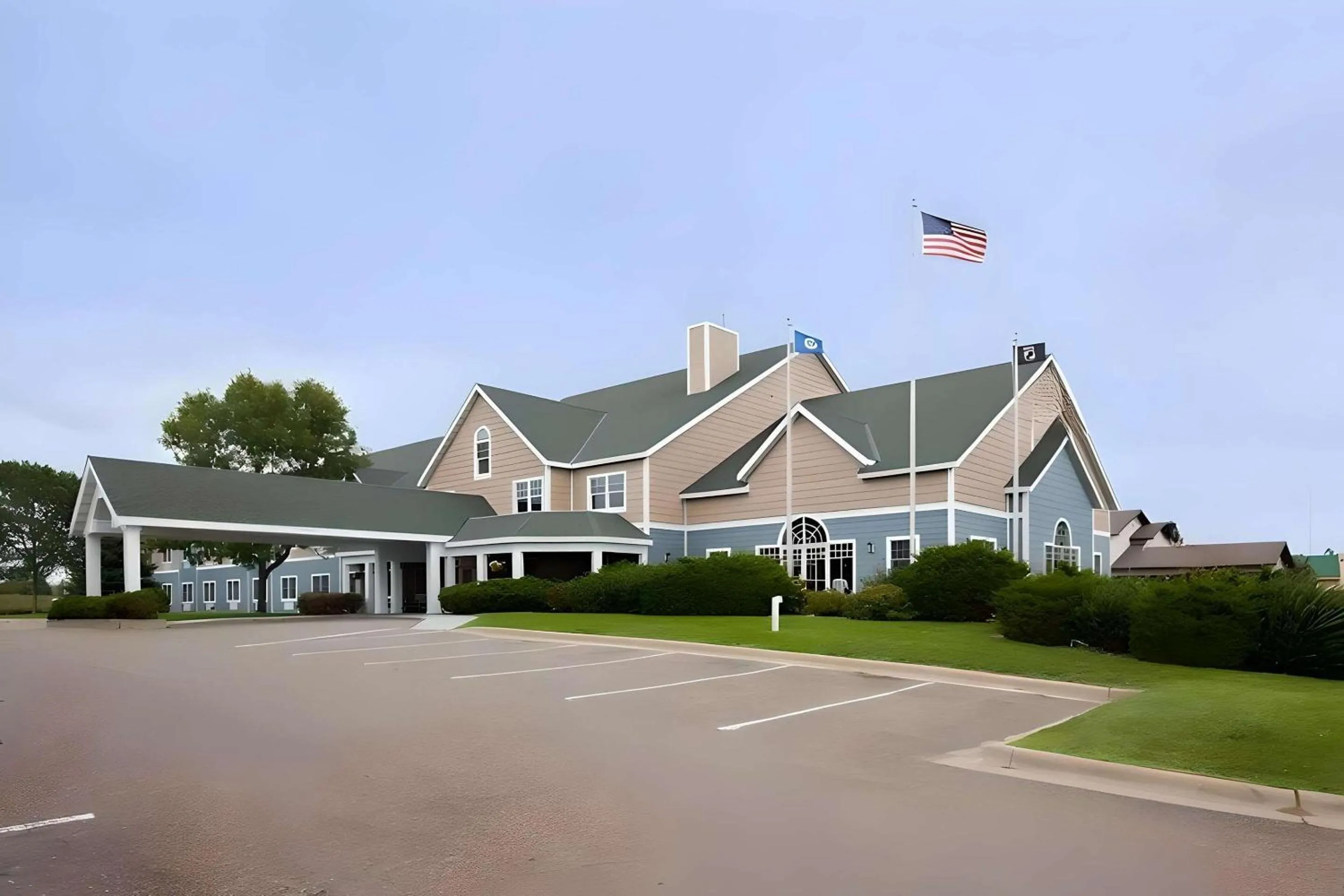 Property building in Quality Inn & Suites