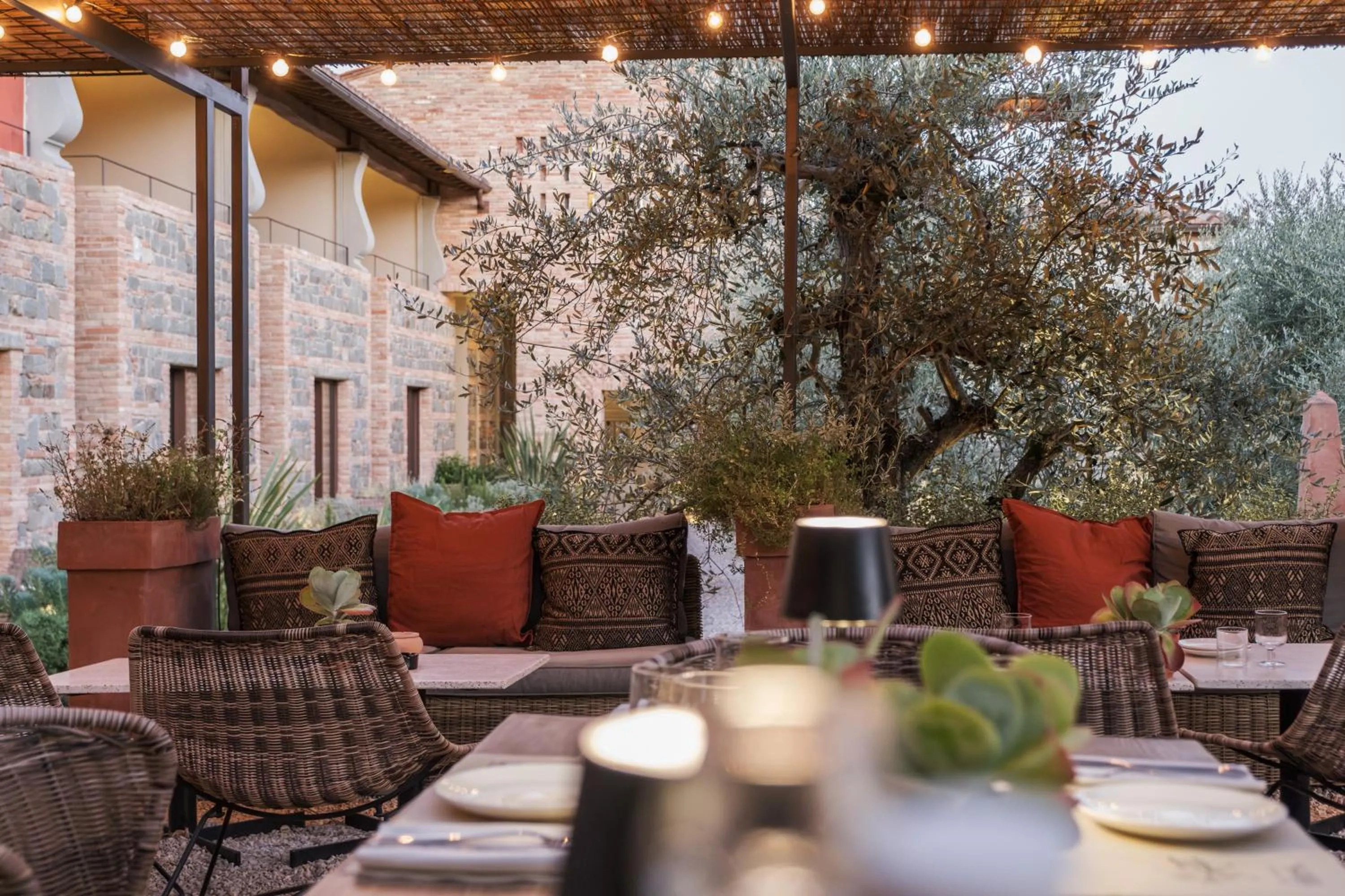 Restaurant/places to eat in Fontelunga Hotel & Villas