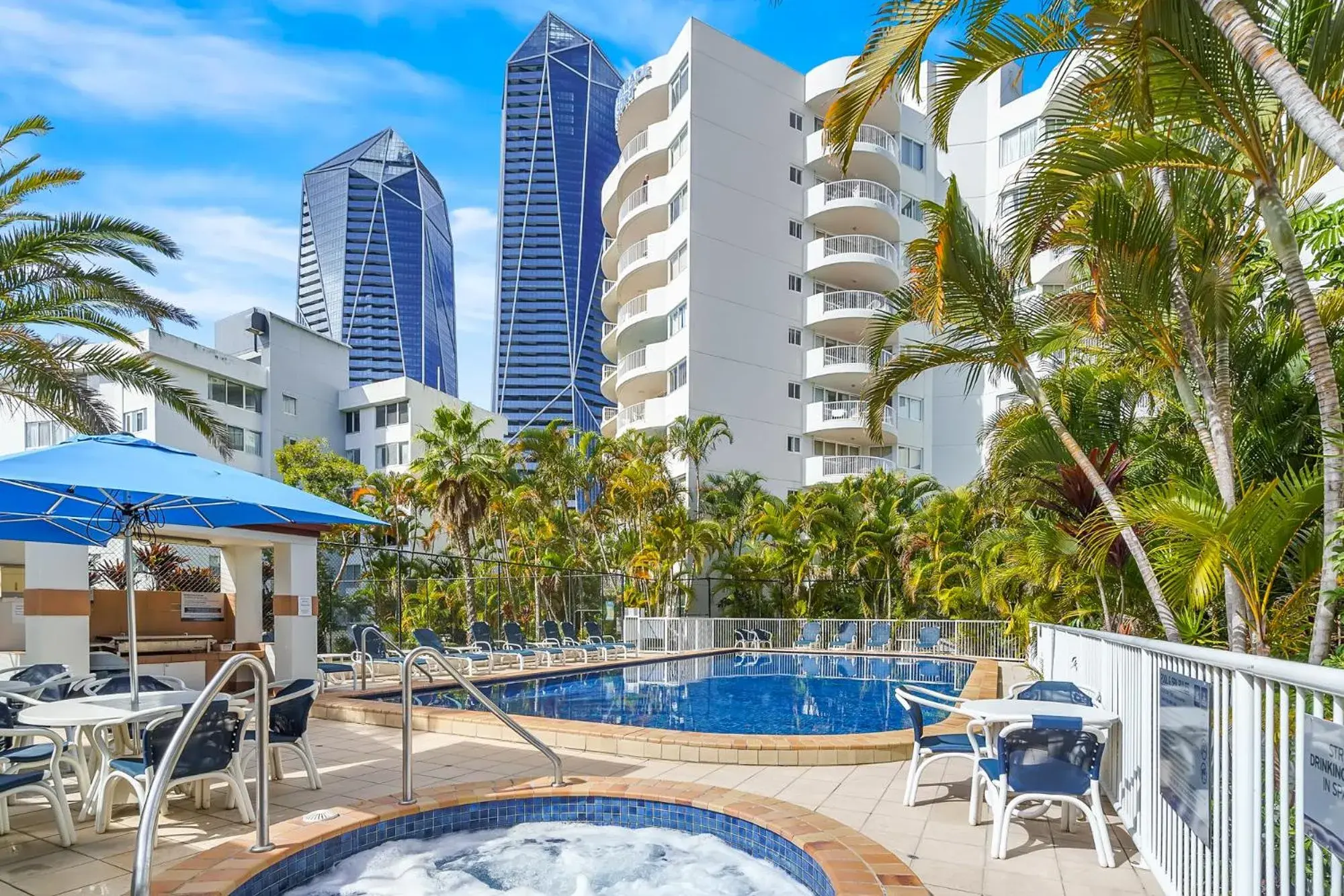 Swimming pool in Surf Parade Resort Swimming pool in Surf Parade Resort