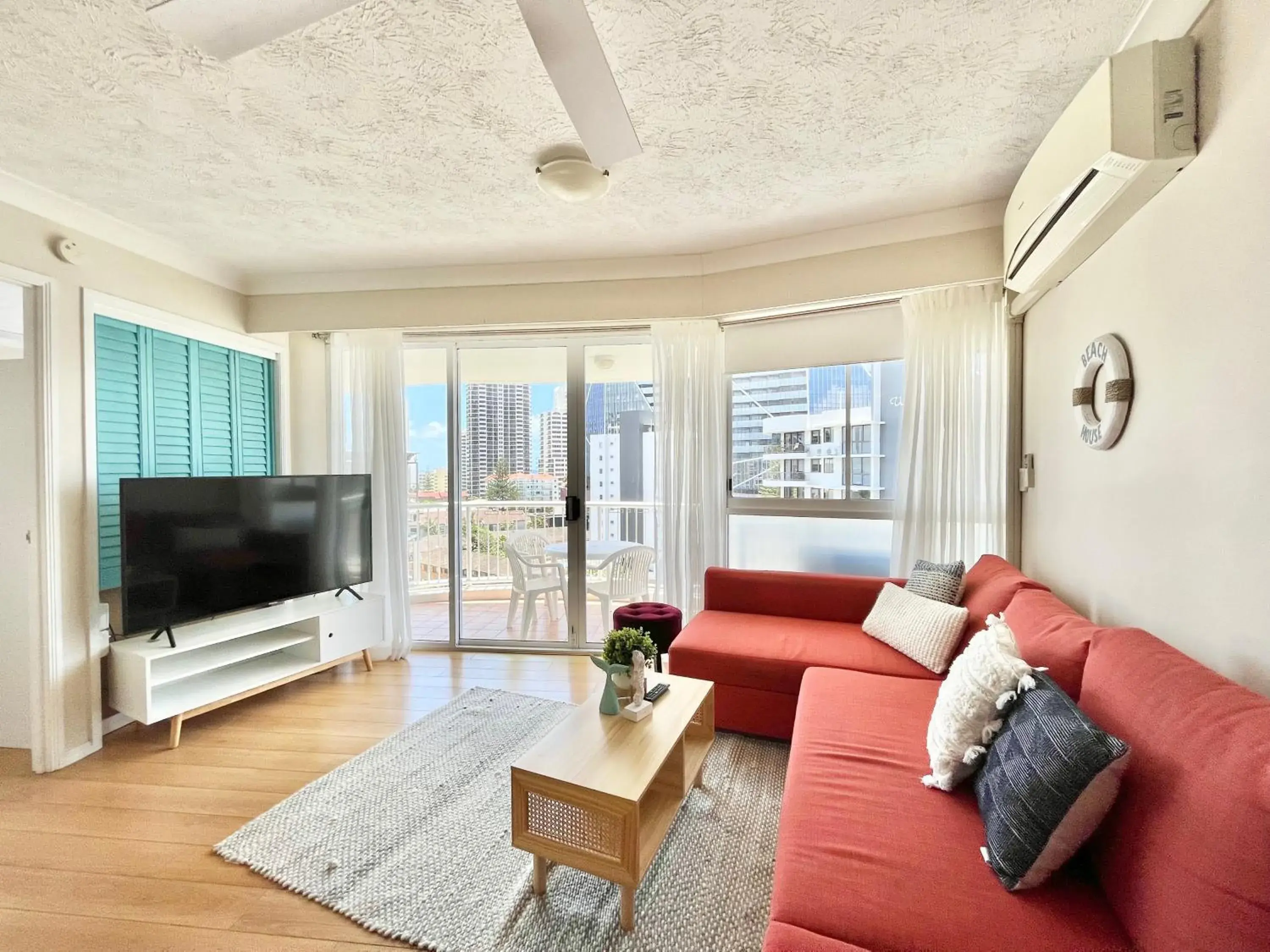 Living room in Surf Parade Resort Living room in Surf Parade Resort