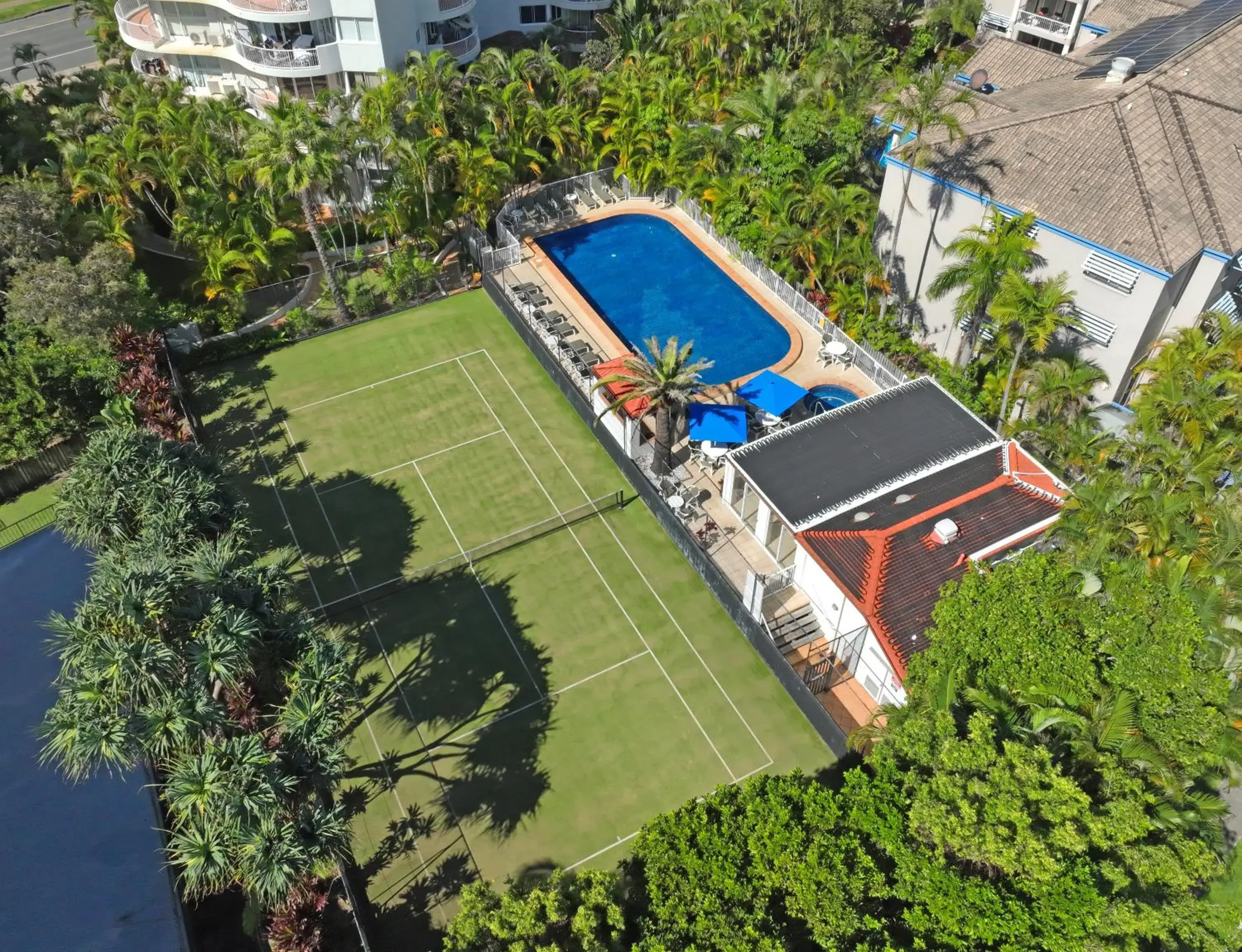 Property building in Surf Parade Resort Property building in Surf Parade Resort