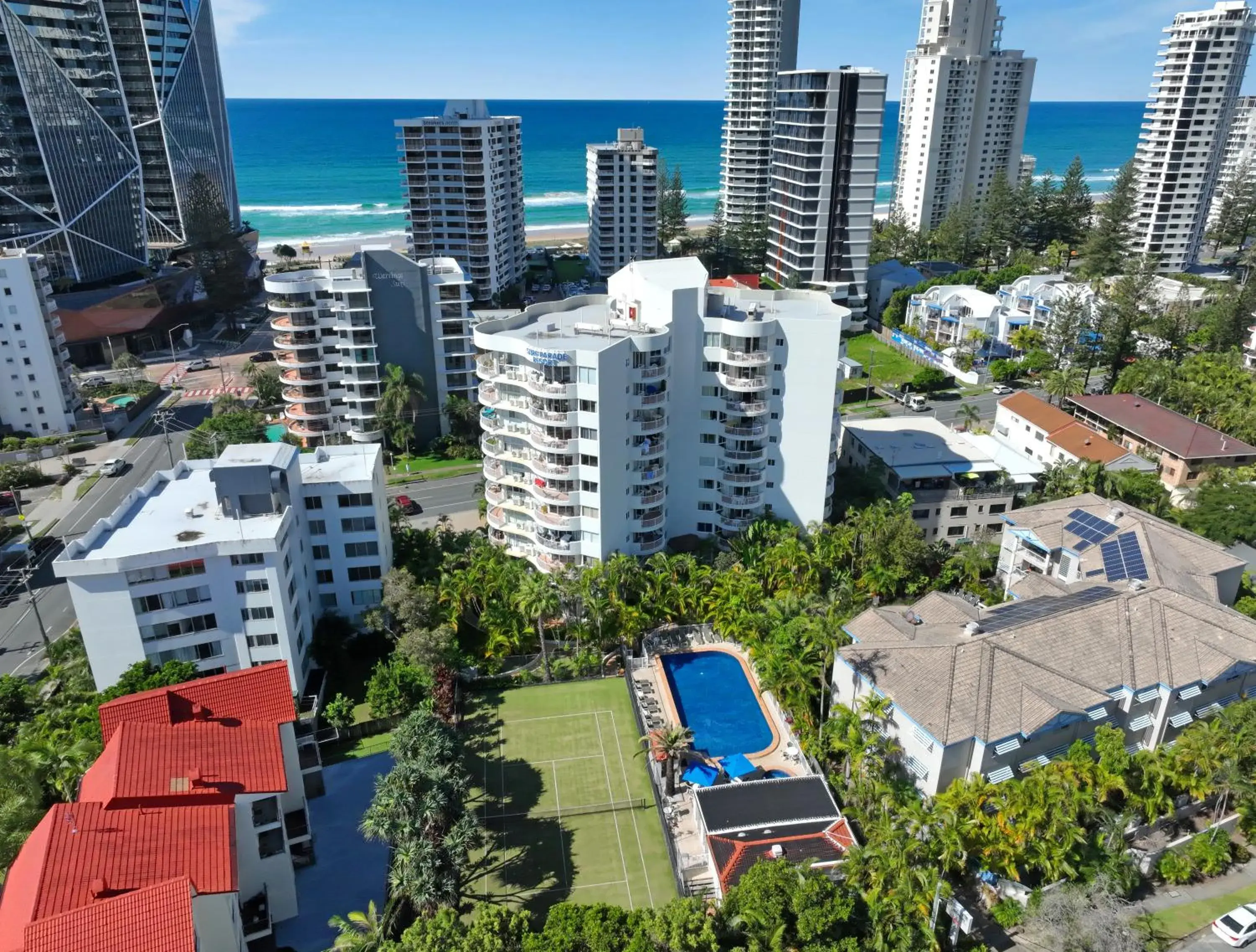 Property building in Surf Parade Resort Property building in Surf Parade Resort