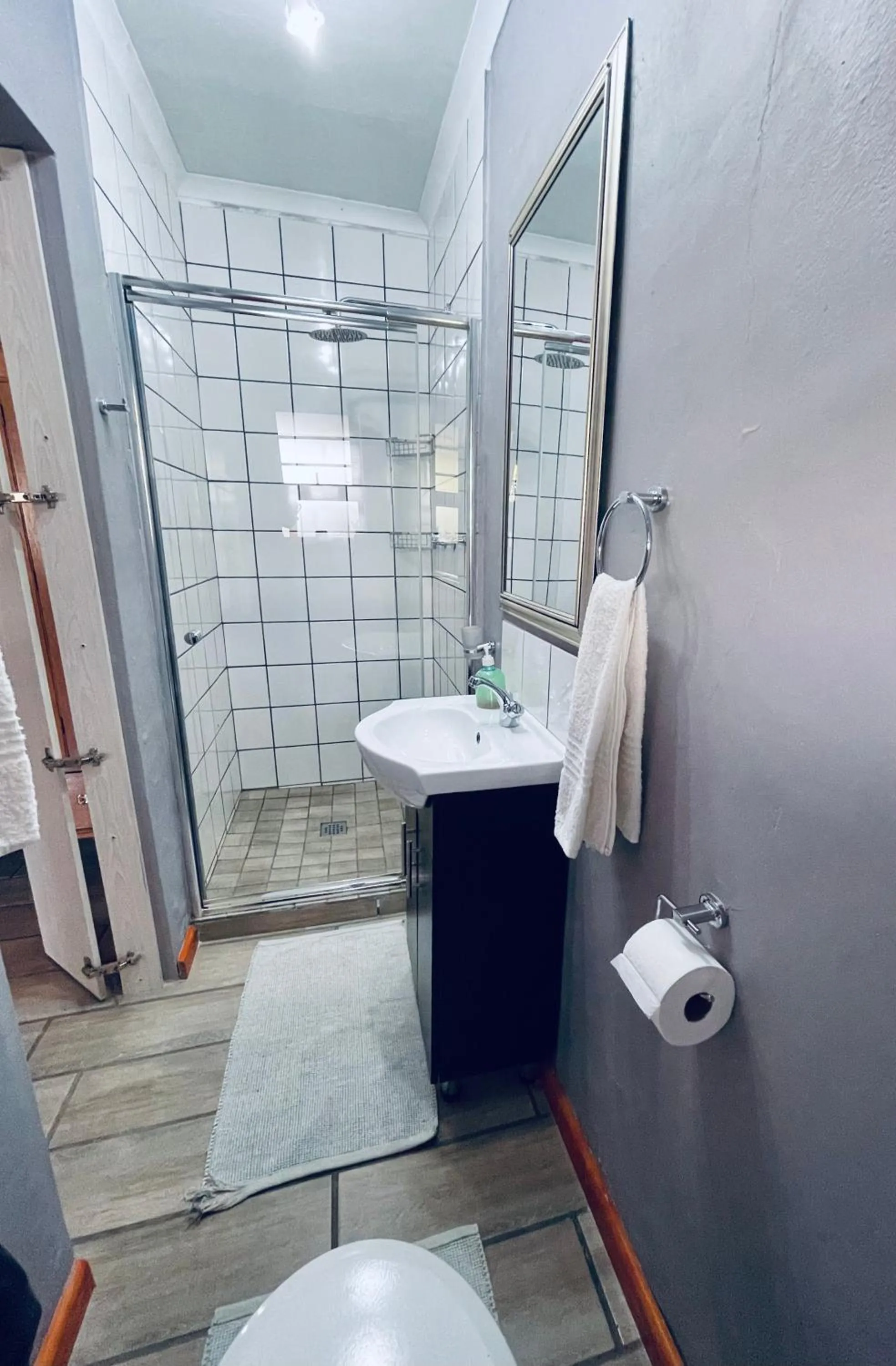 Bathroom in Madeira Bed