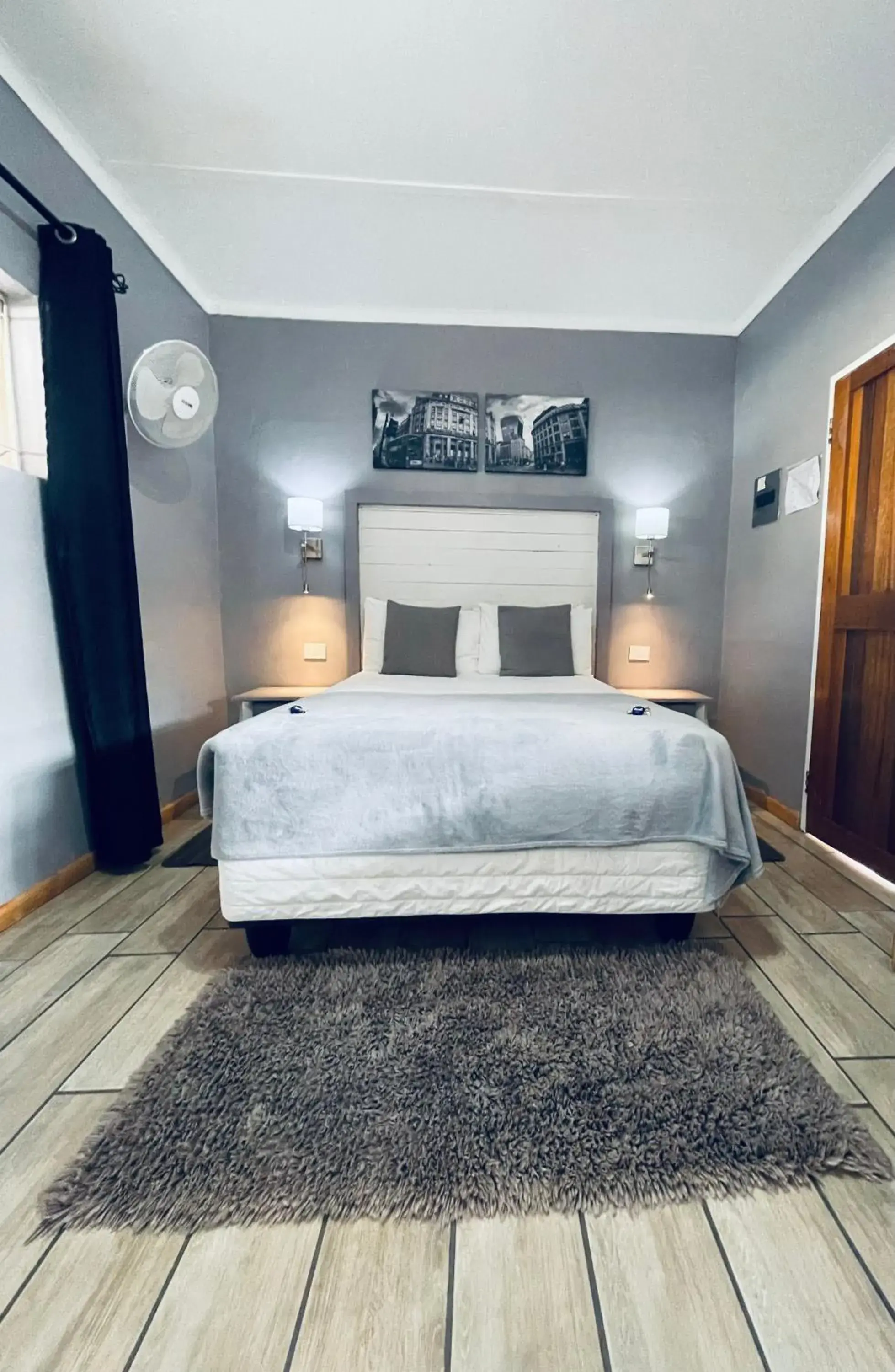 Photo of the whole room, Bed in Madeira Bed Photo of the whole room, Bed in Madeira Bed