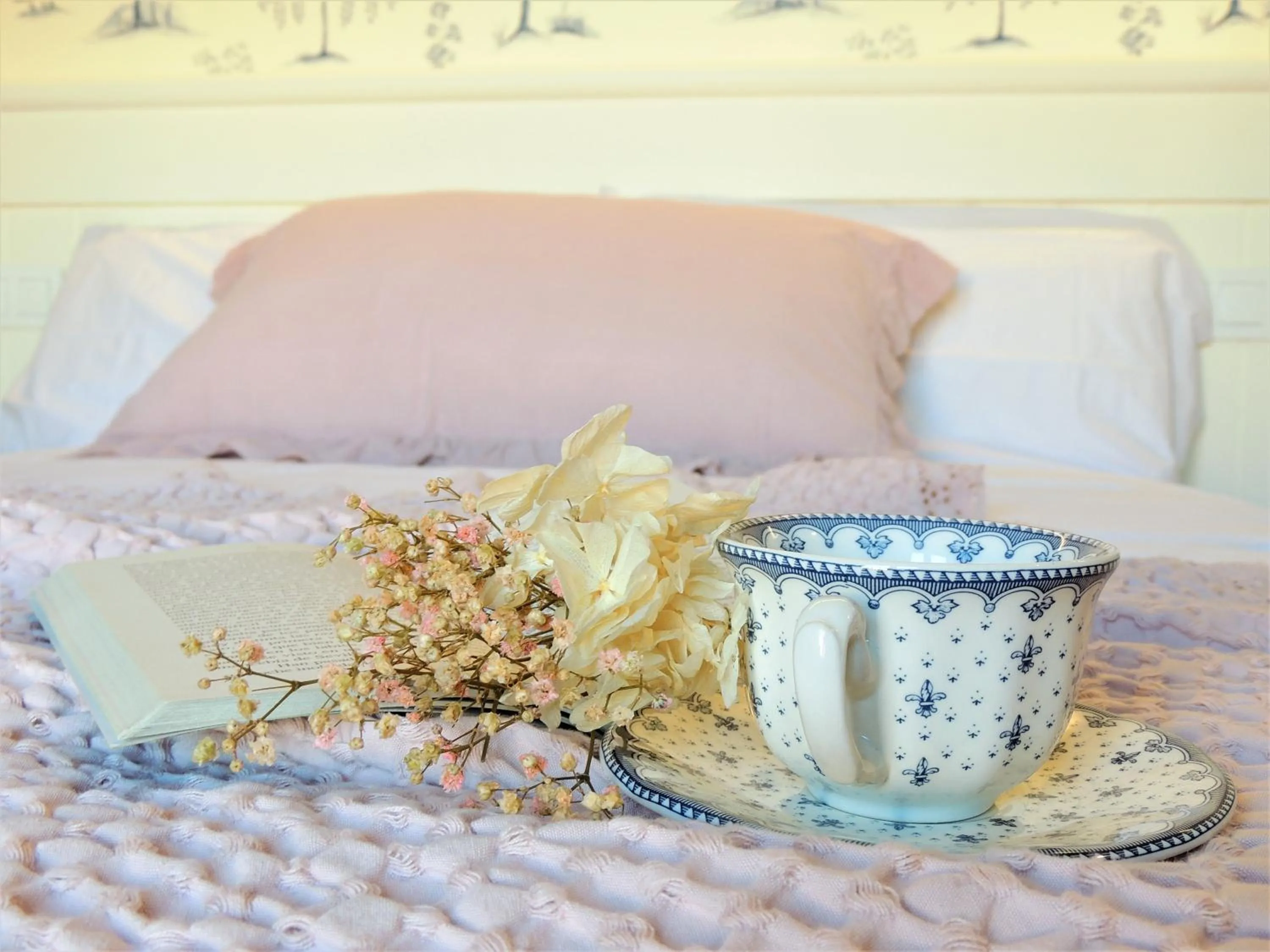 Decorative detail, Bed in El Patio de los Jazmines Boutique-House