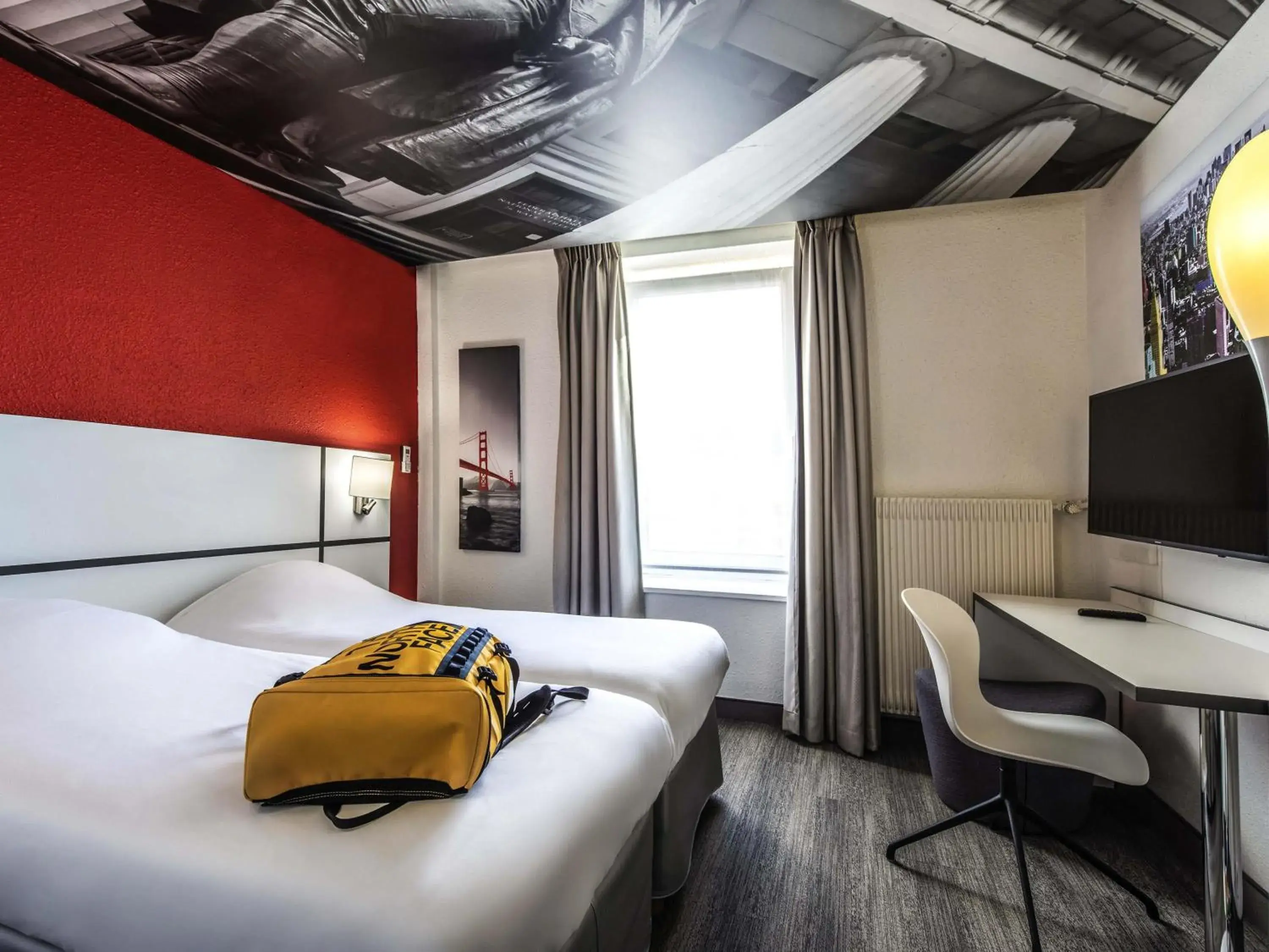 Bedroom, Bed in Ibis Styles Strasbourg Centre Gare Bedroom, Bed in Ibis Styles Strasbourg Centre Gare