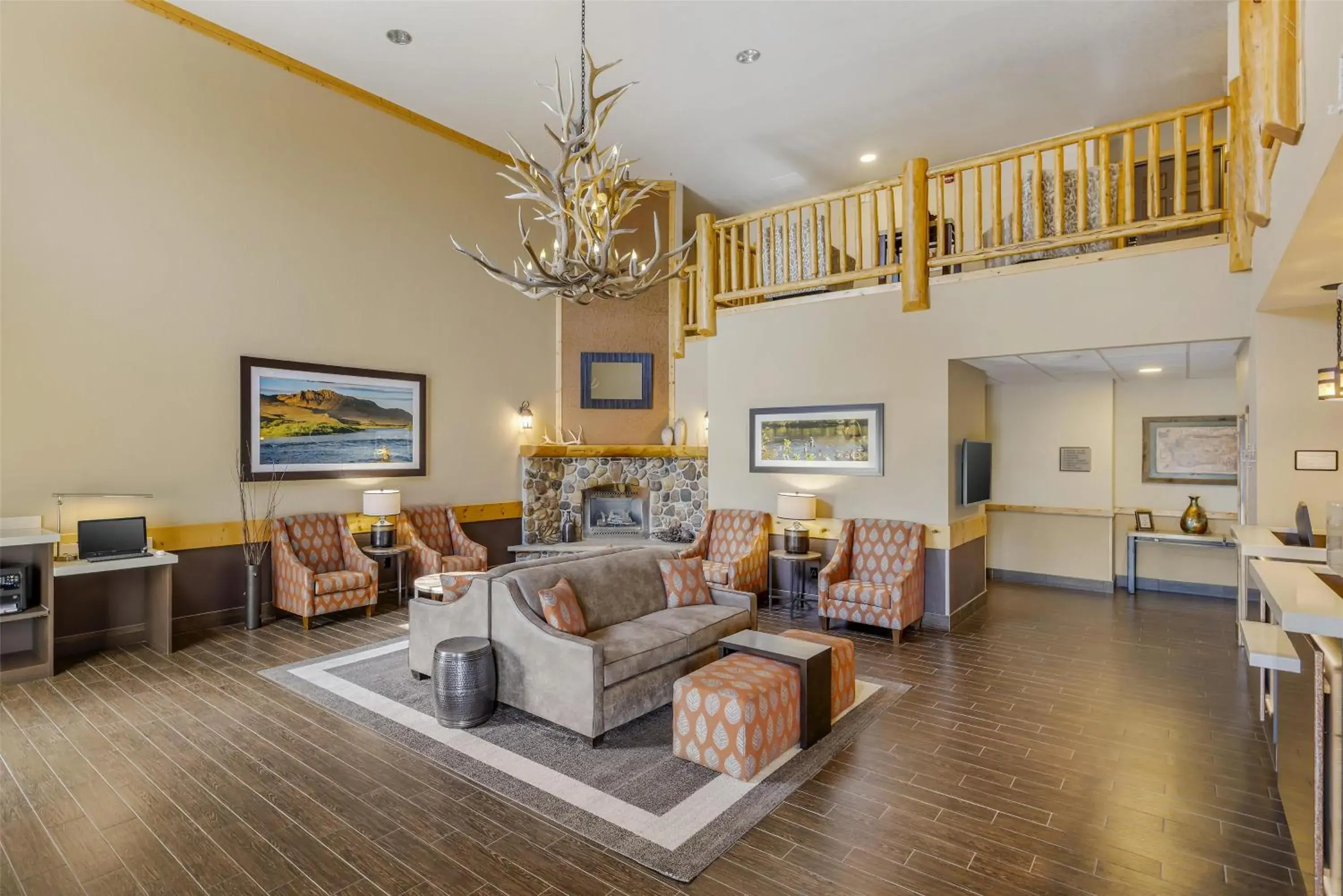 Lobby or reception in Best Western Plus Riverfront Hotel and Suites Lobby or reception in Best Western Plus Riverfront Hotel and Suites