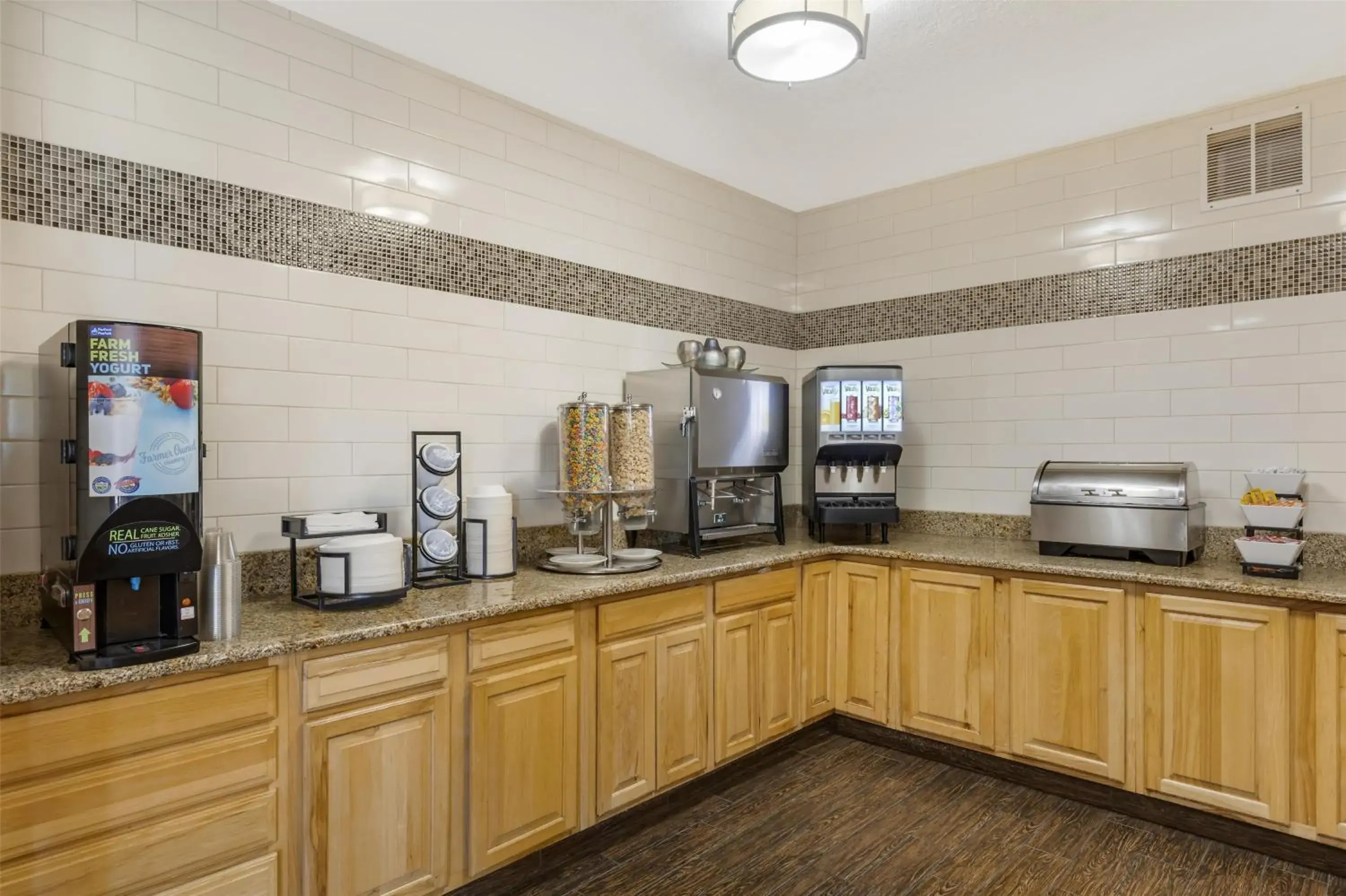 Breakfast in Best Western Plus Riverfront Hotel and Suites Breakfast in Best Western Plus Riverfront Hotel and Suites