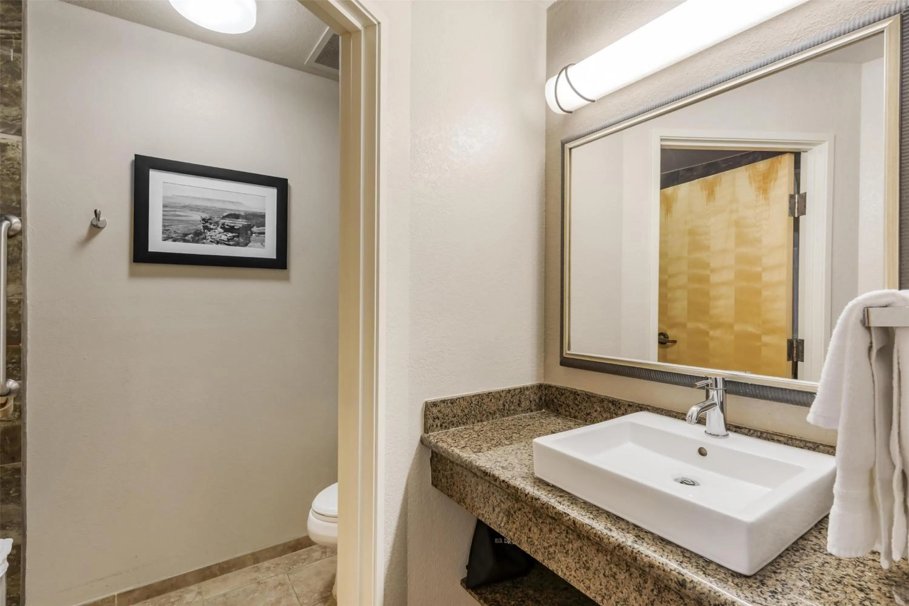 Bathroom in Best Western Plus Riverfront Hotel and Suites