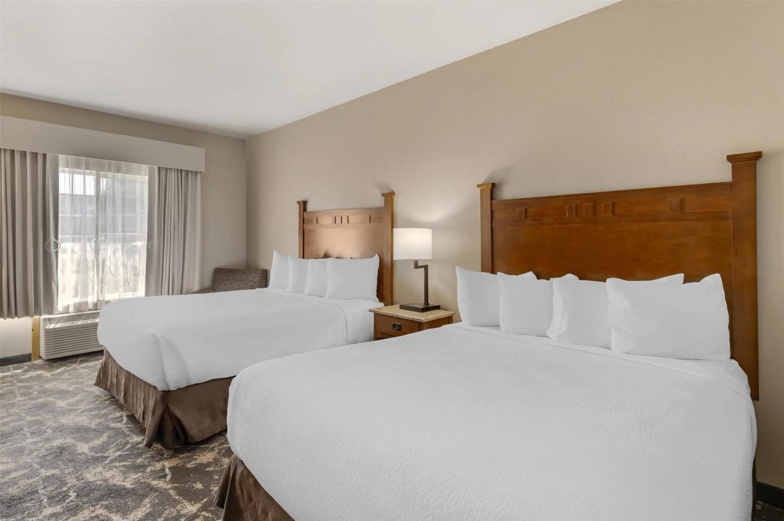 Bedroom, Bed in Best Western Plus Riverfront Hotel and Suites